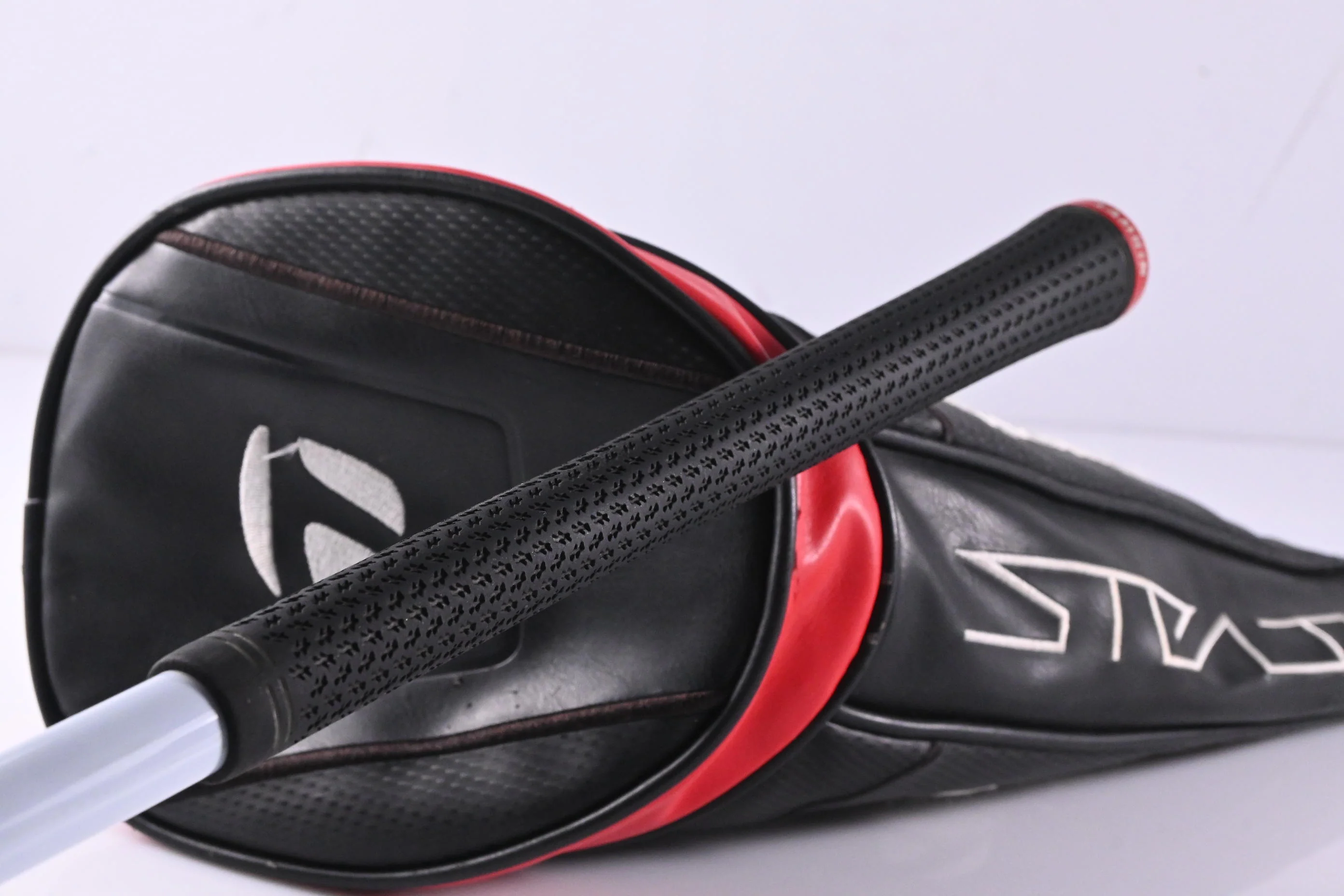 Taylormade Stealth Driver / 10.5 Degree / Senior Flex Fujikura Air Speeder 45 Shaft - Image 9