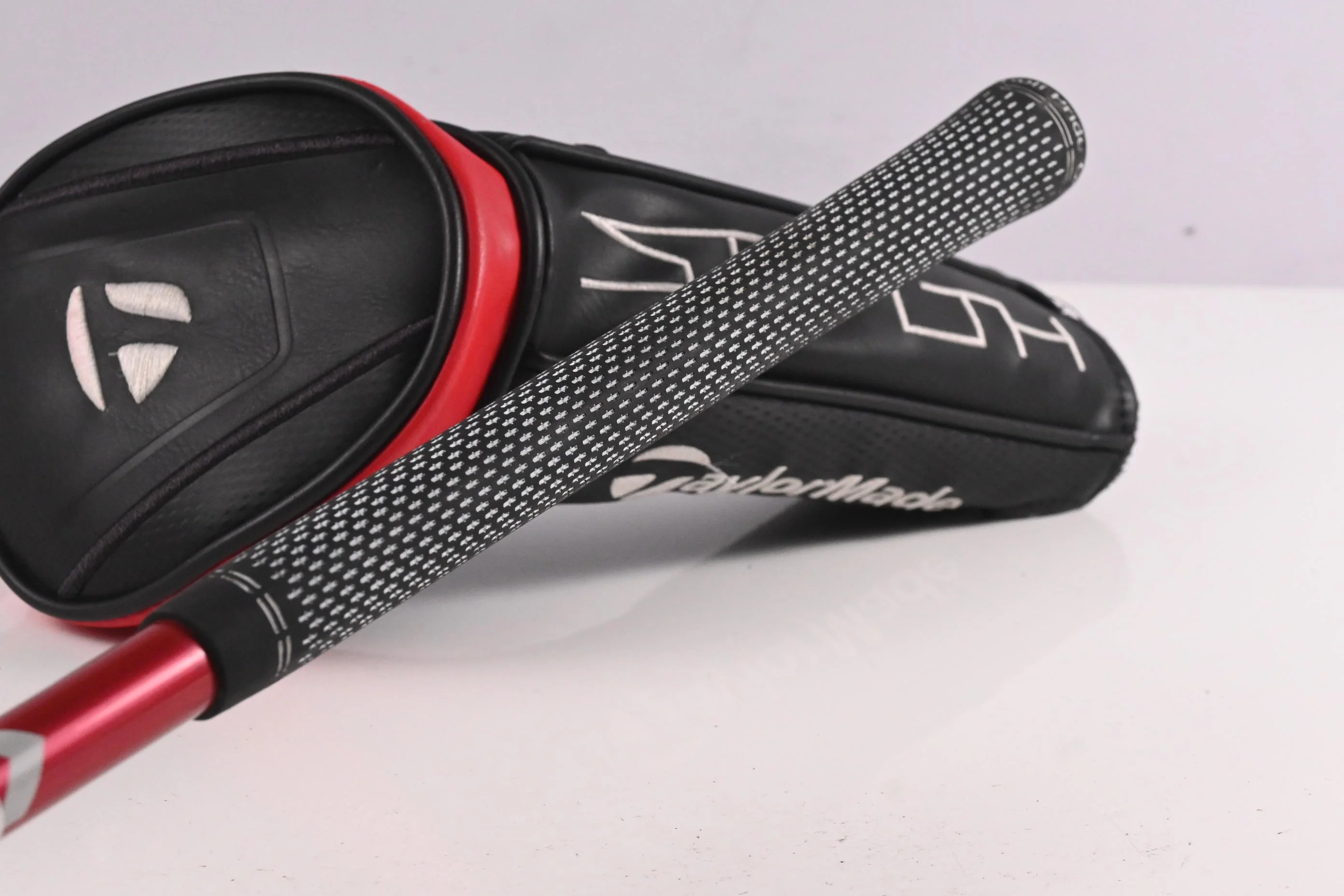 Taylormade Stealth #3 Wood / 16.5 Degree / Stiff Flex Aldila Ascent Red 60 Shaft - Image 9