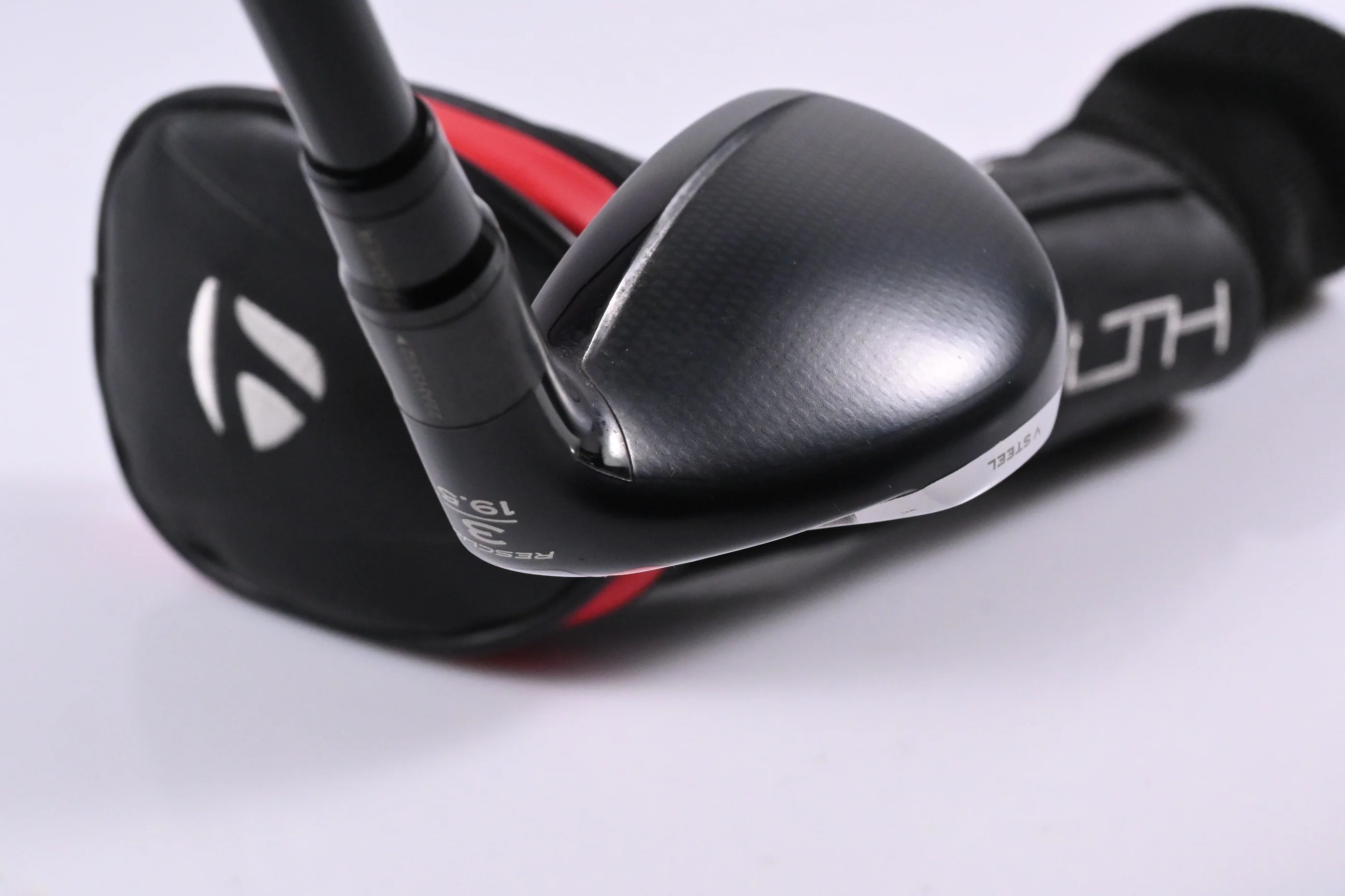 Taylormade Stealth Plus #3 Hybrid / 19.5 Degree / Stiff Flex HZRDUS Smoke Red 80 - Image 5