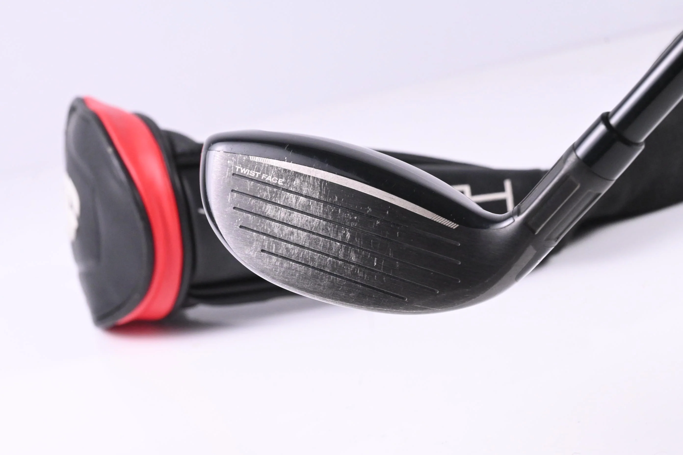 Taylormade Stealth #3 Hybrid / 19 Degree / Stiff Flex Ventus Red 7 Shaft - Image 4