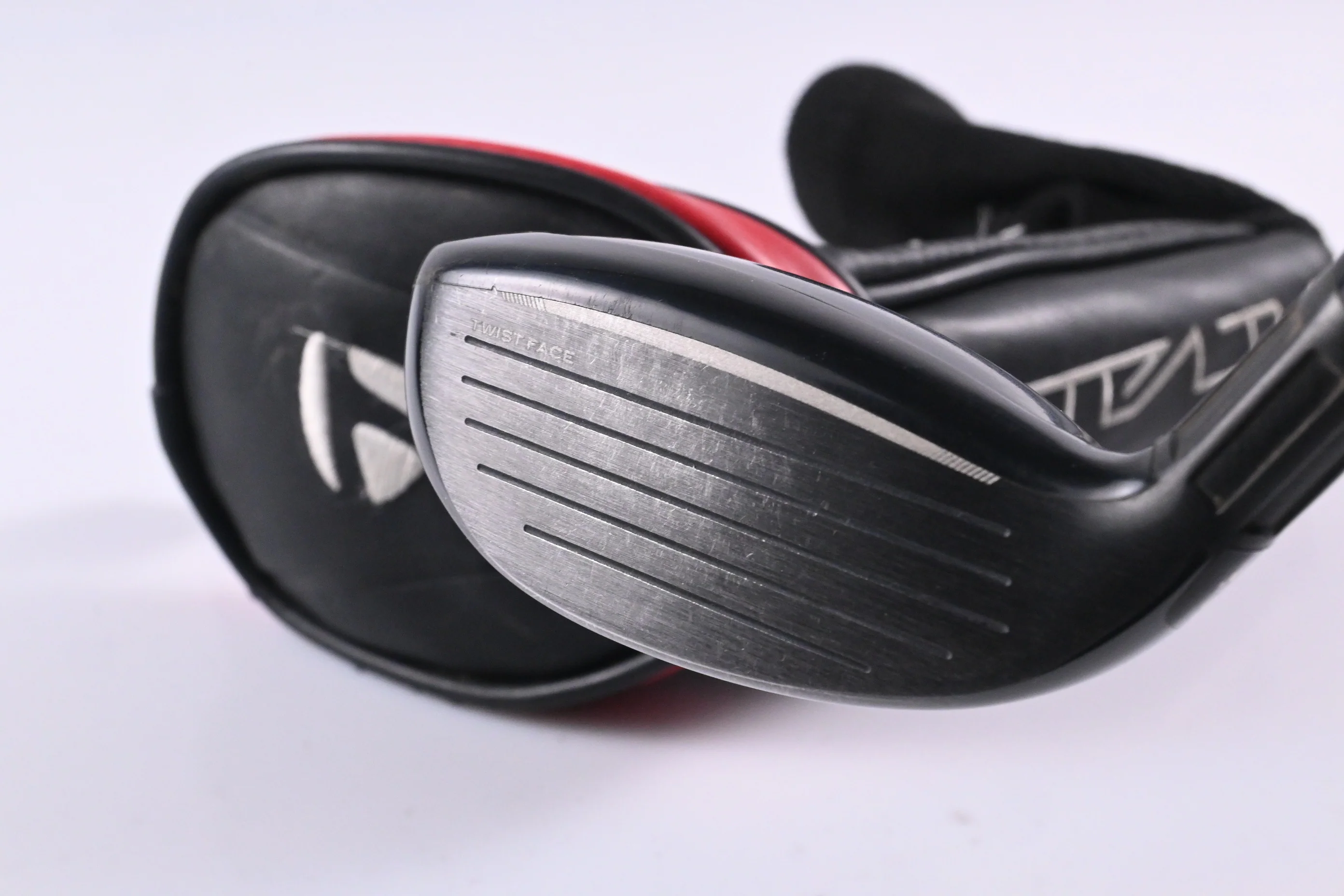 Taylormade Stealth #3 Hybrid / 19 Degree / Stiff Flex Fujikura Ventus Red 7 - Image 4