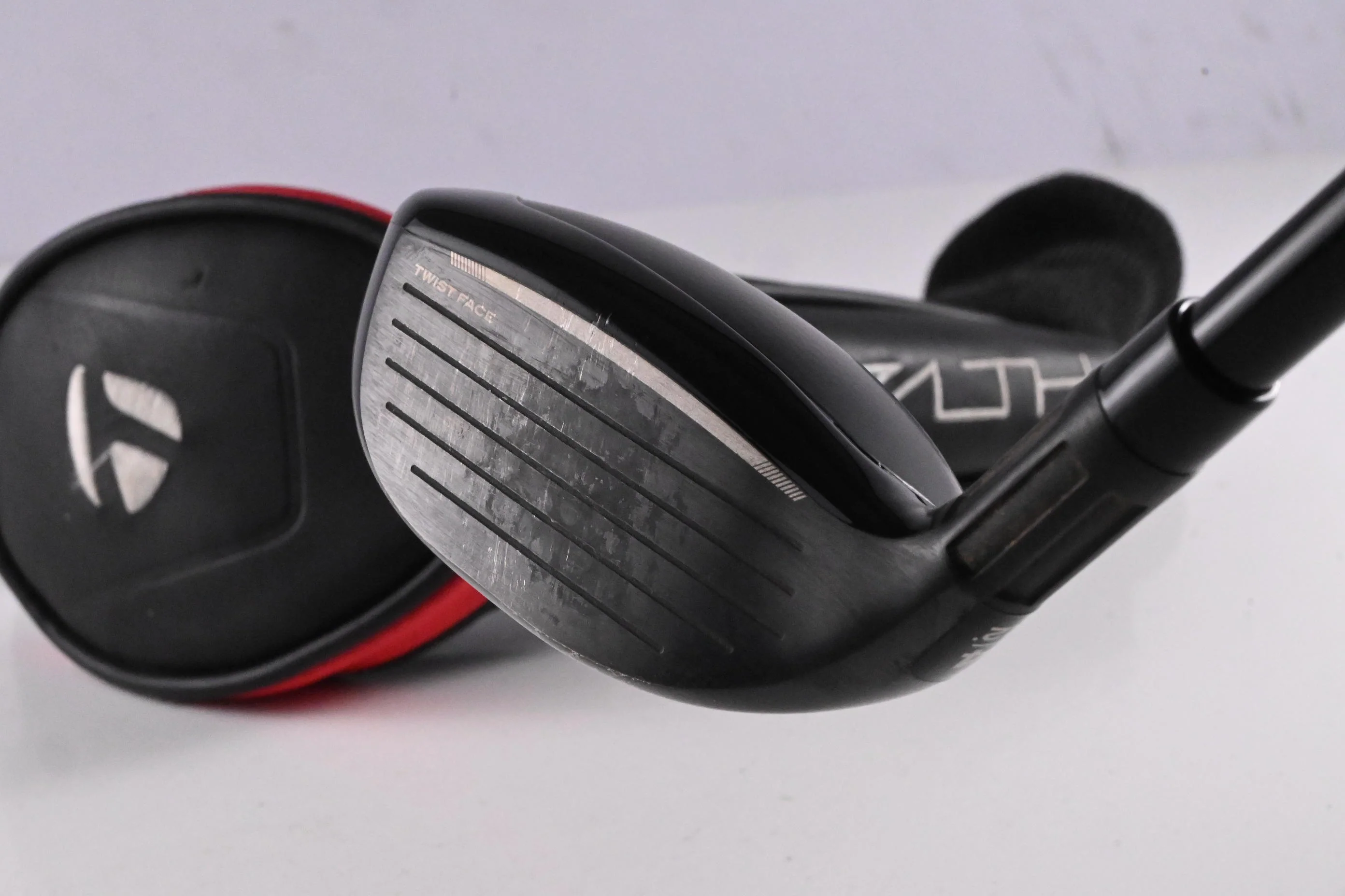 Taylormade Stealth #4 Hybrid / 22 Degree / Regular Flex Ventus Red 6 Shaft - Image 4