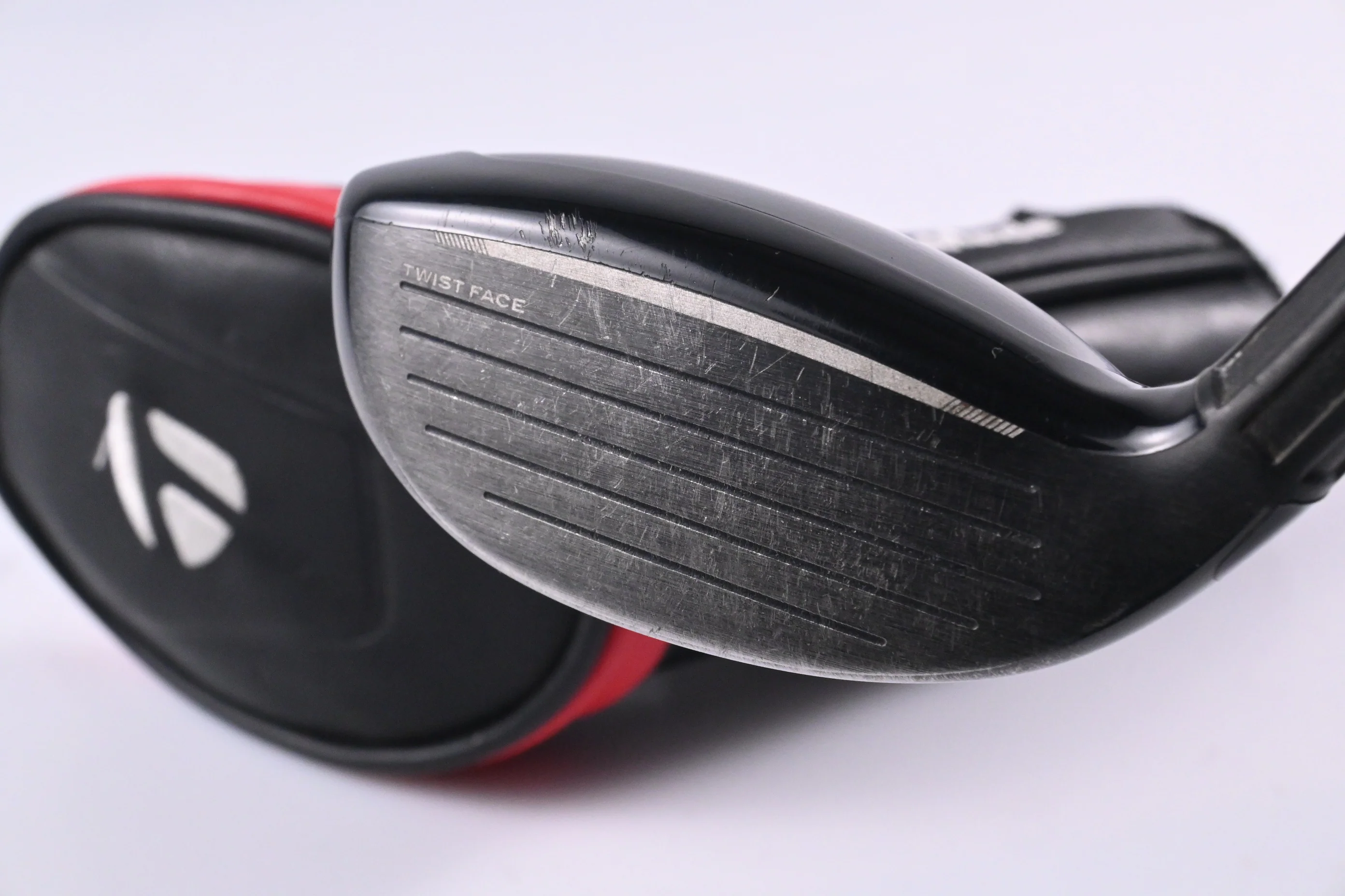 Taylormade Stealth #3 Hybrid / 19 Degree / Stiff Flex Ventus Red 7 Shaft - Image 4