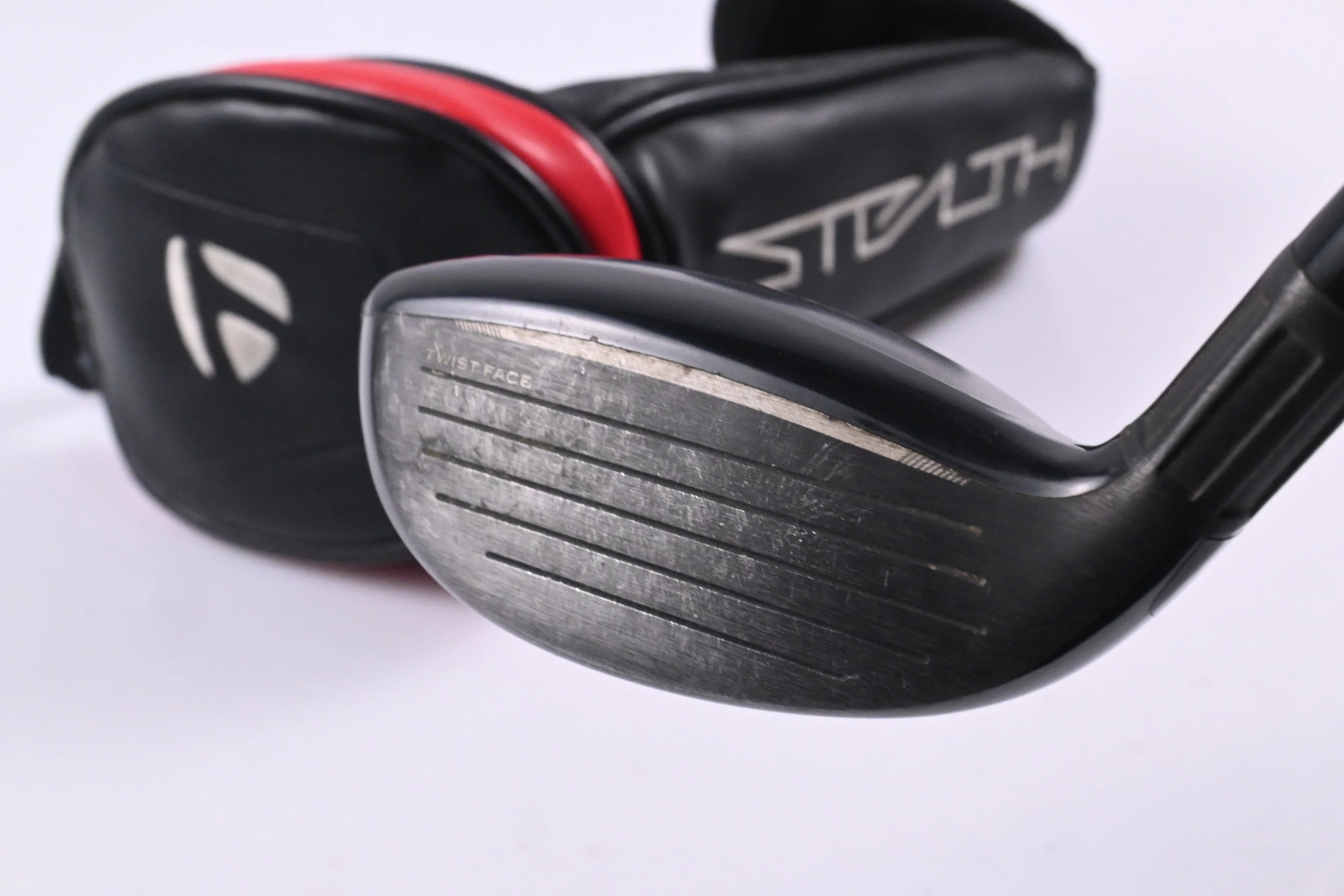 Taylormade Stealth #4 Hybrid / 22 Degree / Regular Flex Fujikura Ventus Red 6 - Image 4