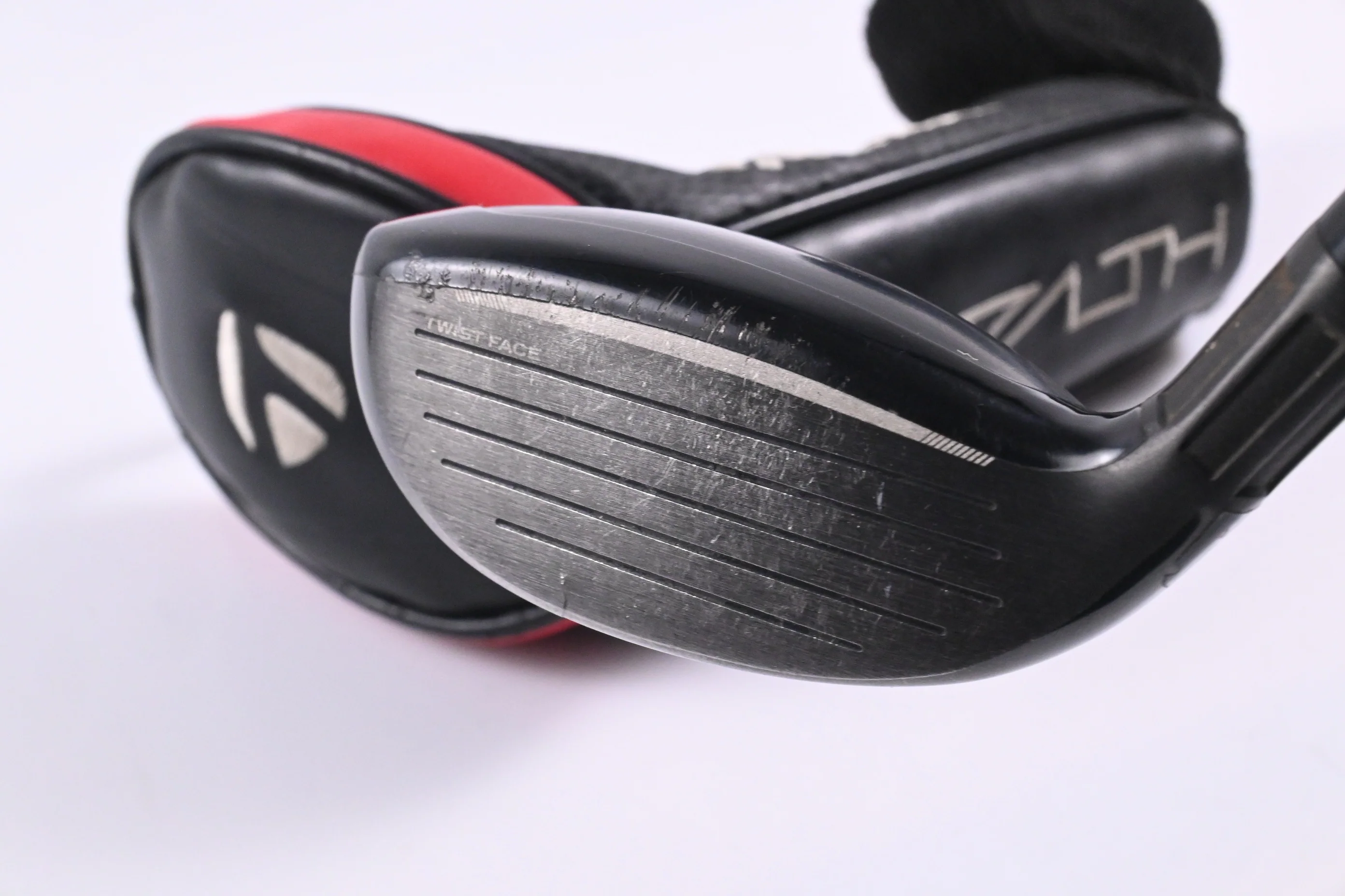 Taylormade Stealth #3 Hybrid / 19 Degree / Stiff Flex Ventus Red 7 Shaft - Image 4