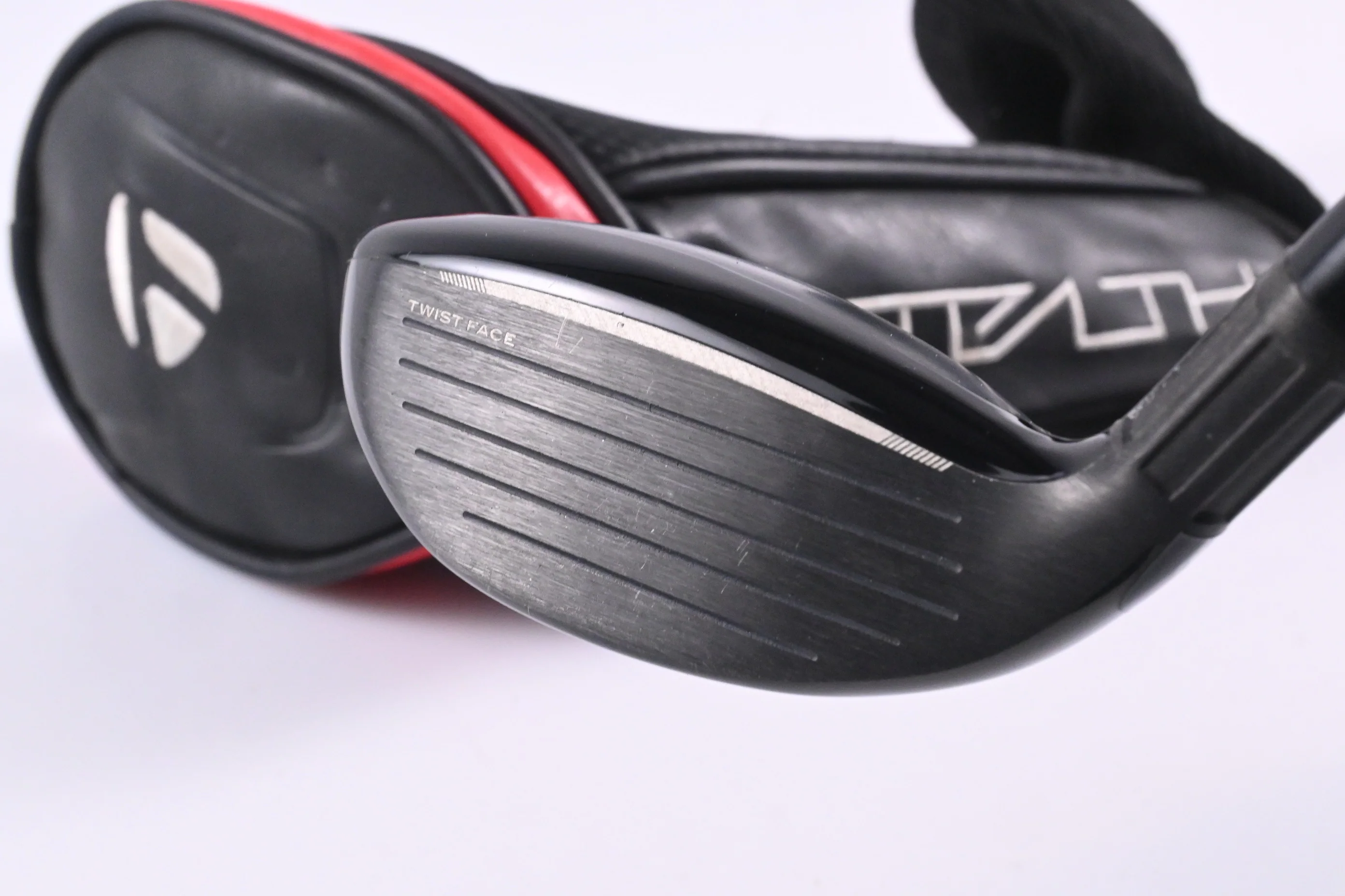 Taylormade Stealth #3 Hybrid / 19 Degree / Stiff Flex Fujikura Ventus Red 7 - Image 4