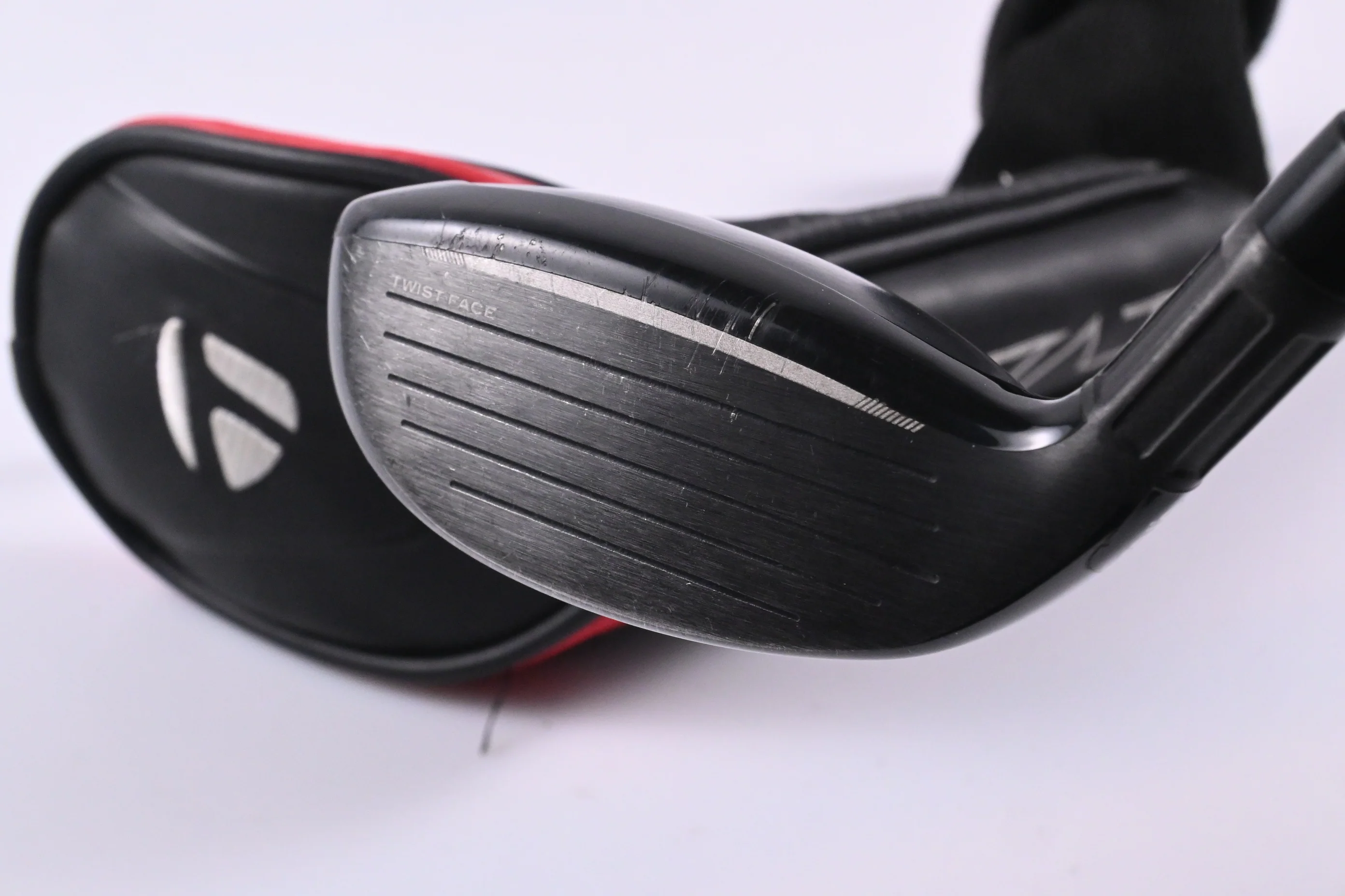 Taylormade Stealth #3 Hybrid / 19 Degree / Stiff Flex Ventus Red 7 Shaft - Image 4