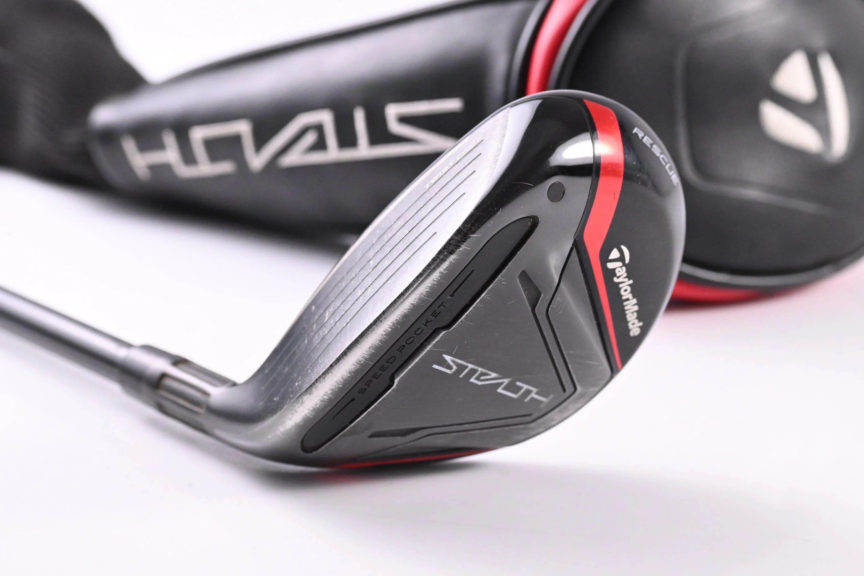 Taylormade Stealth #4 Hybrid / 22 Degree / Regular Flex Ventus Red 6 Shaft