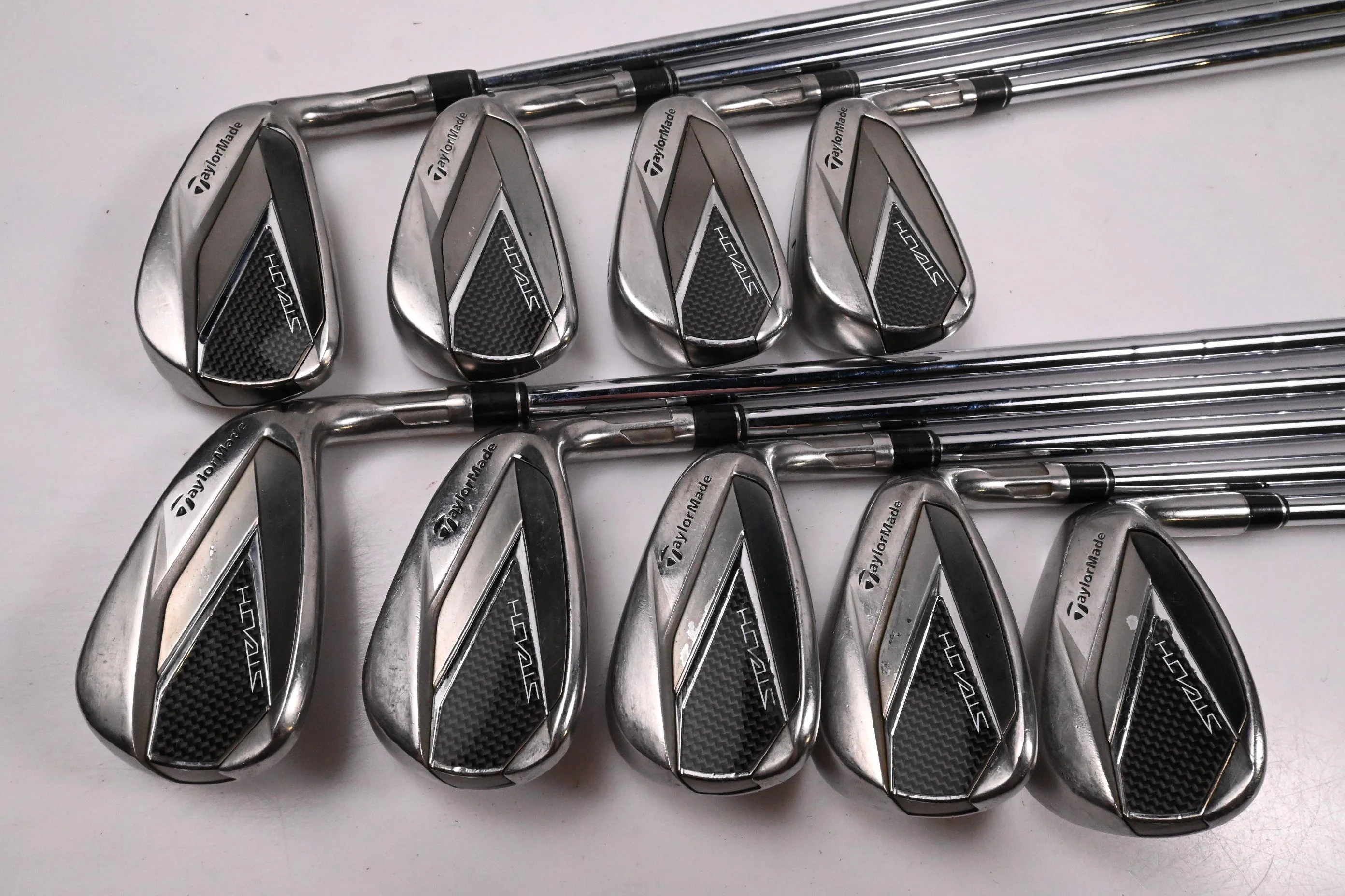 Taylormade Stealth Irons / 4-PW+GW+SW / Stiff Flex Dynamic Gold 105 S300 - Image 2
