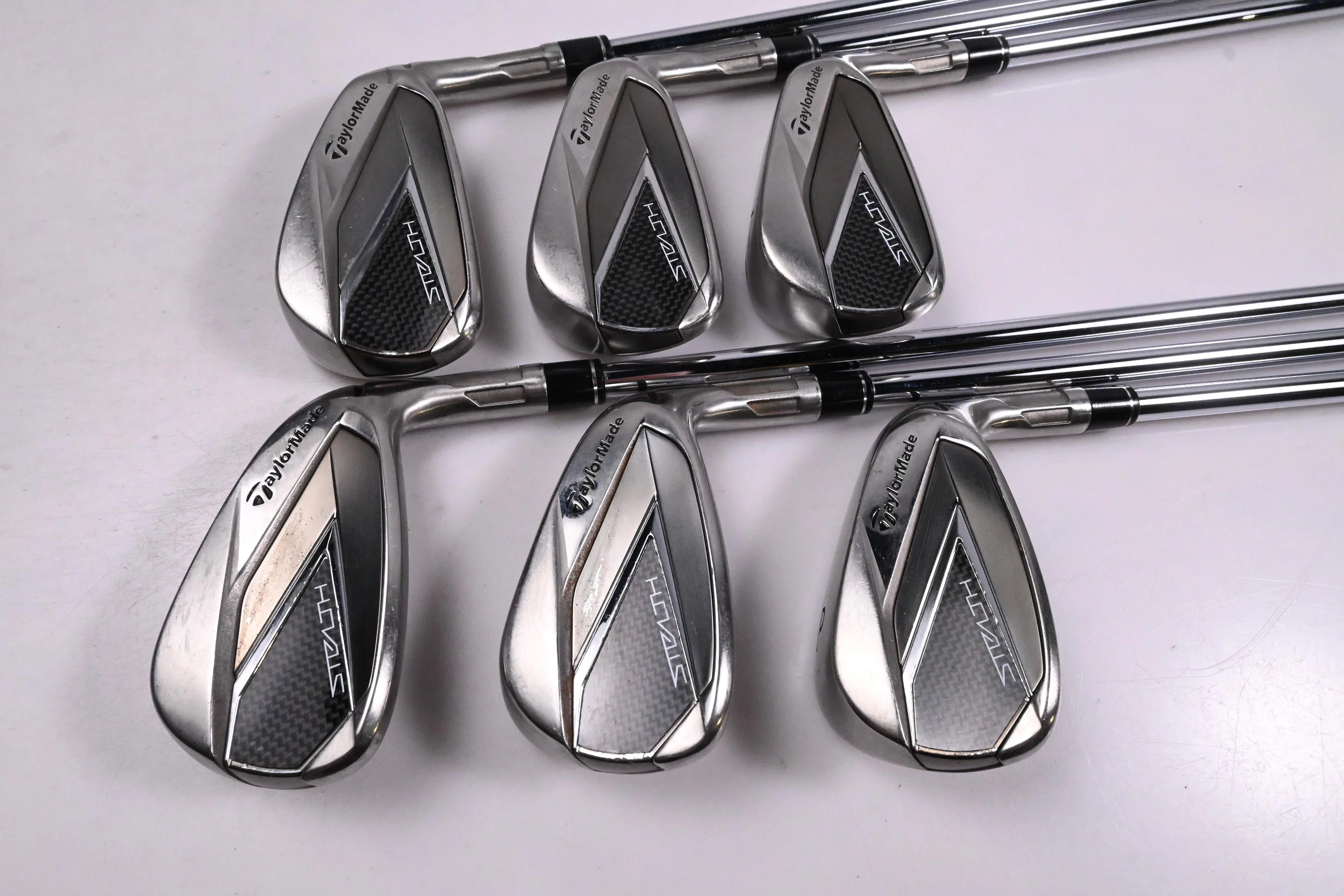 Taylormade Stealth Irons / 5-PW / Regular Flex Dynamic Gold 95 R300 Shafts - Image 2