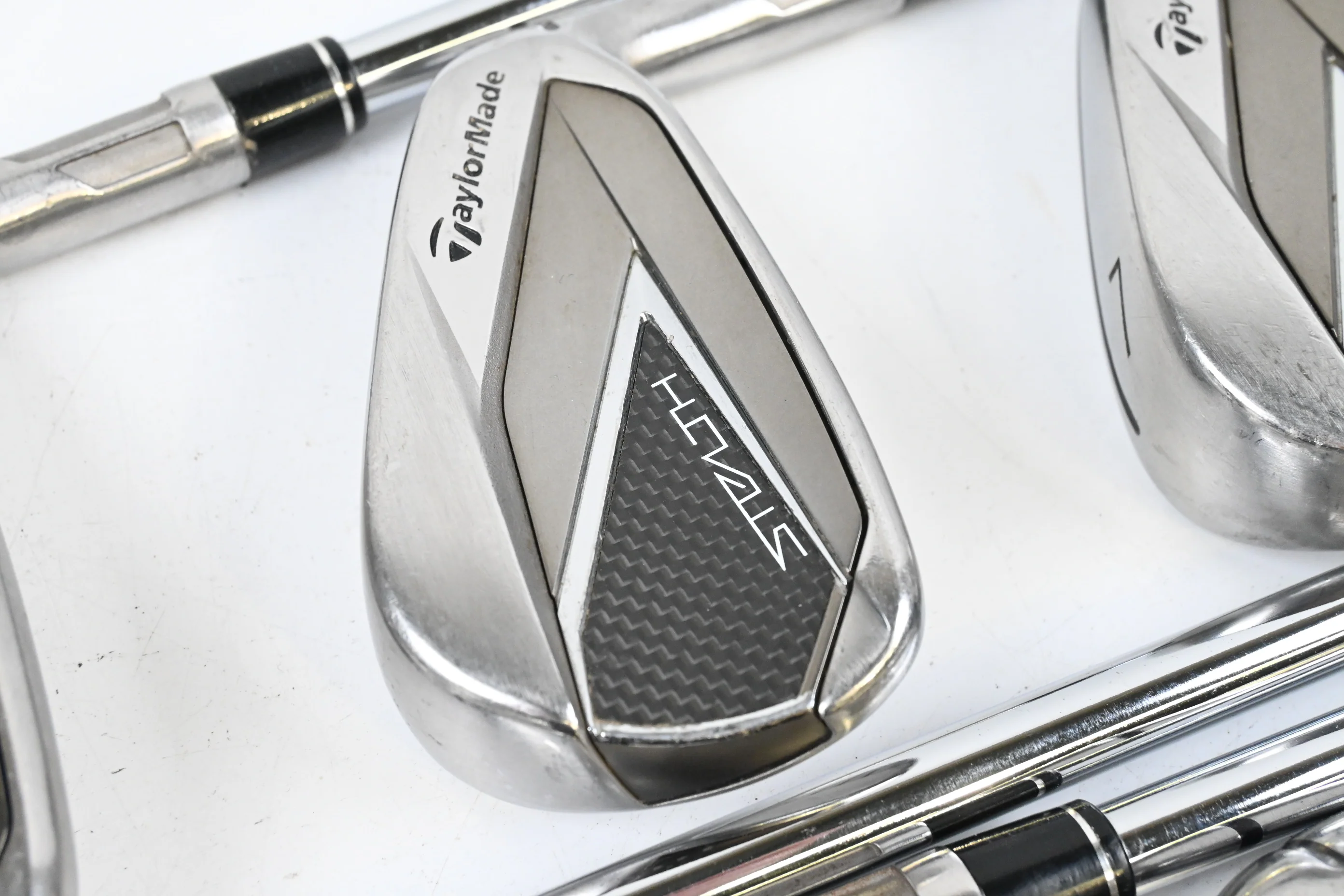 Taylormade Stealth Irons / 5-PW+GW / Regular Flex KBS Tour Lite Shafts