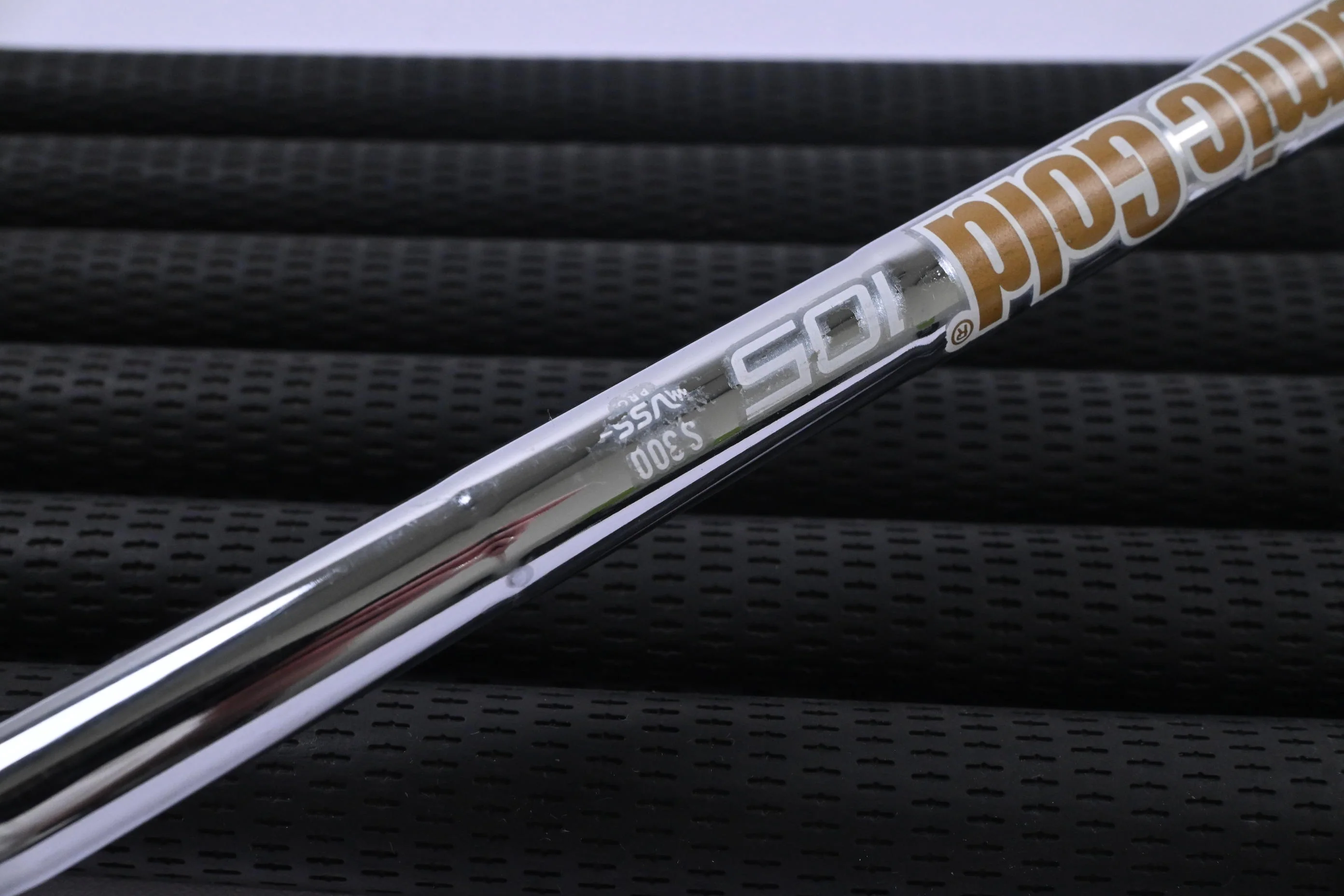 Taylormade Stealth Irons / 4-PW / Stiff Flex Dynamic Gold 105 S300 Shafts - Image 5