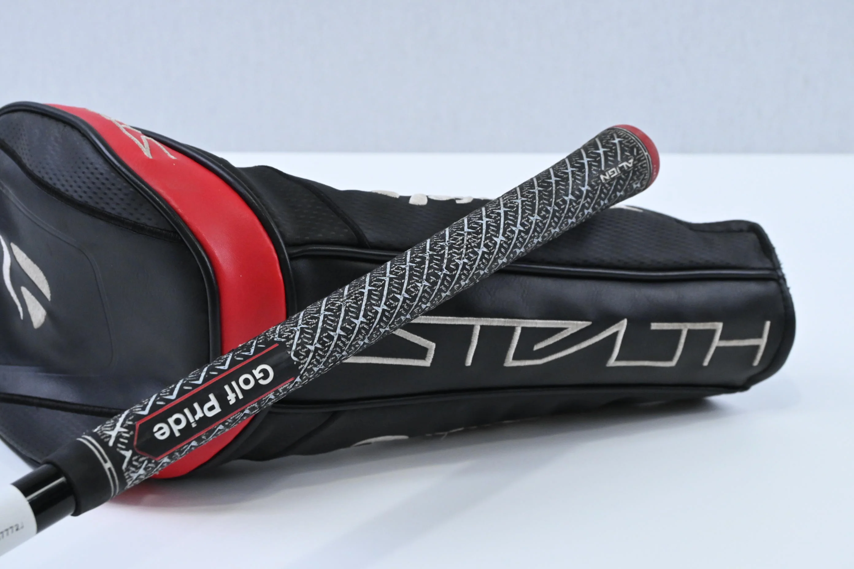 Taylormade Stealth Plus Driver / 9 Degree / X-Flex HZRDUS Smoke Black RDX 60 - Image 8
