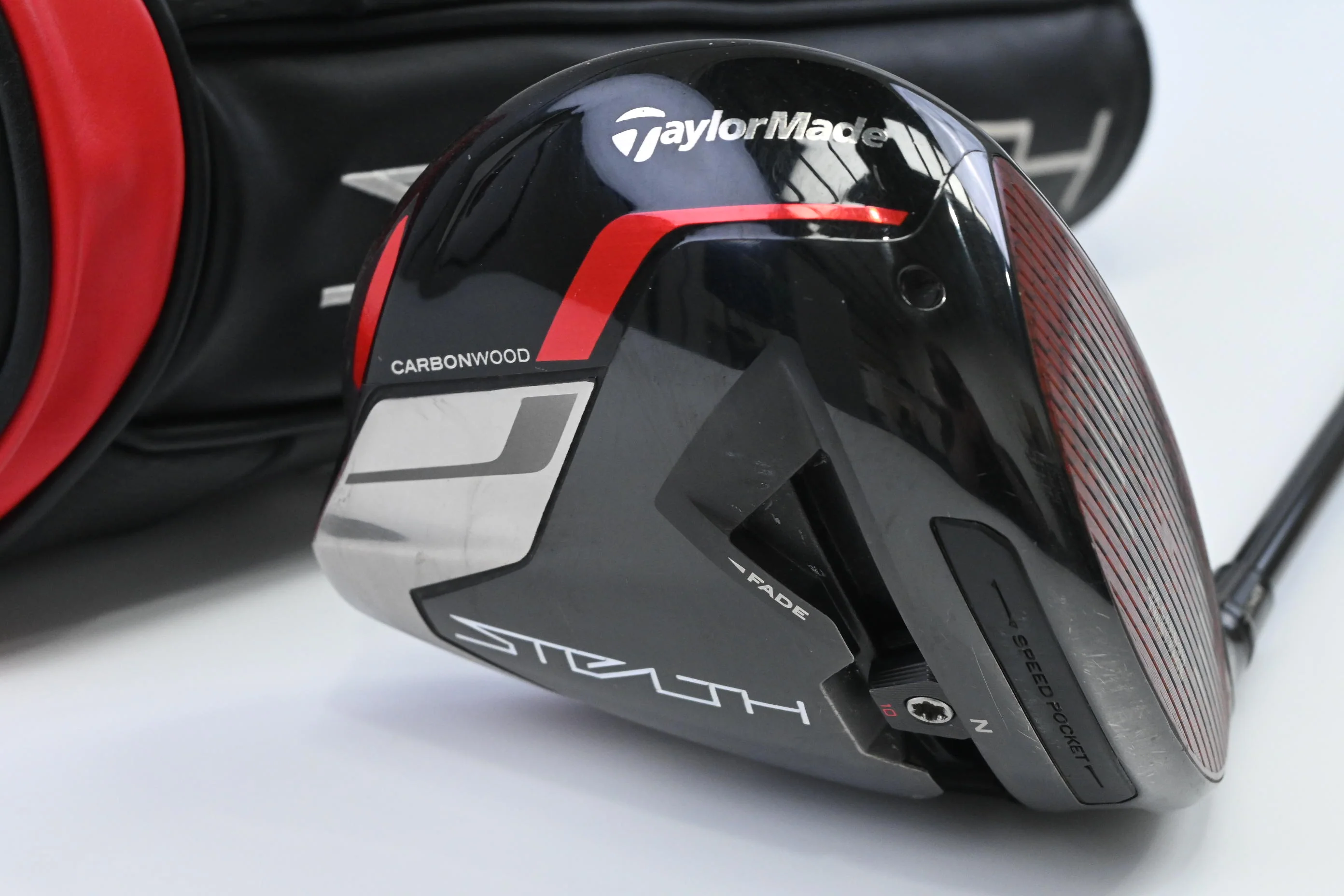 Taylormade Stealth Plus Driver / 10.5 / Stiff Flex HZRDUS RDX Smoke Red 60