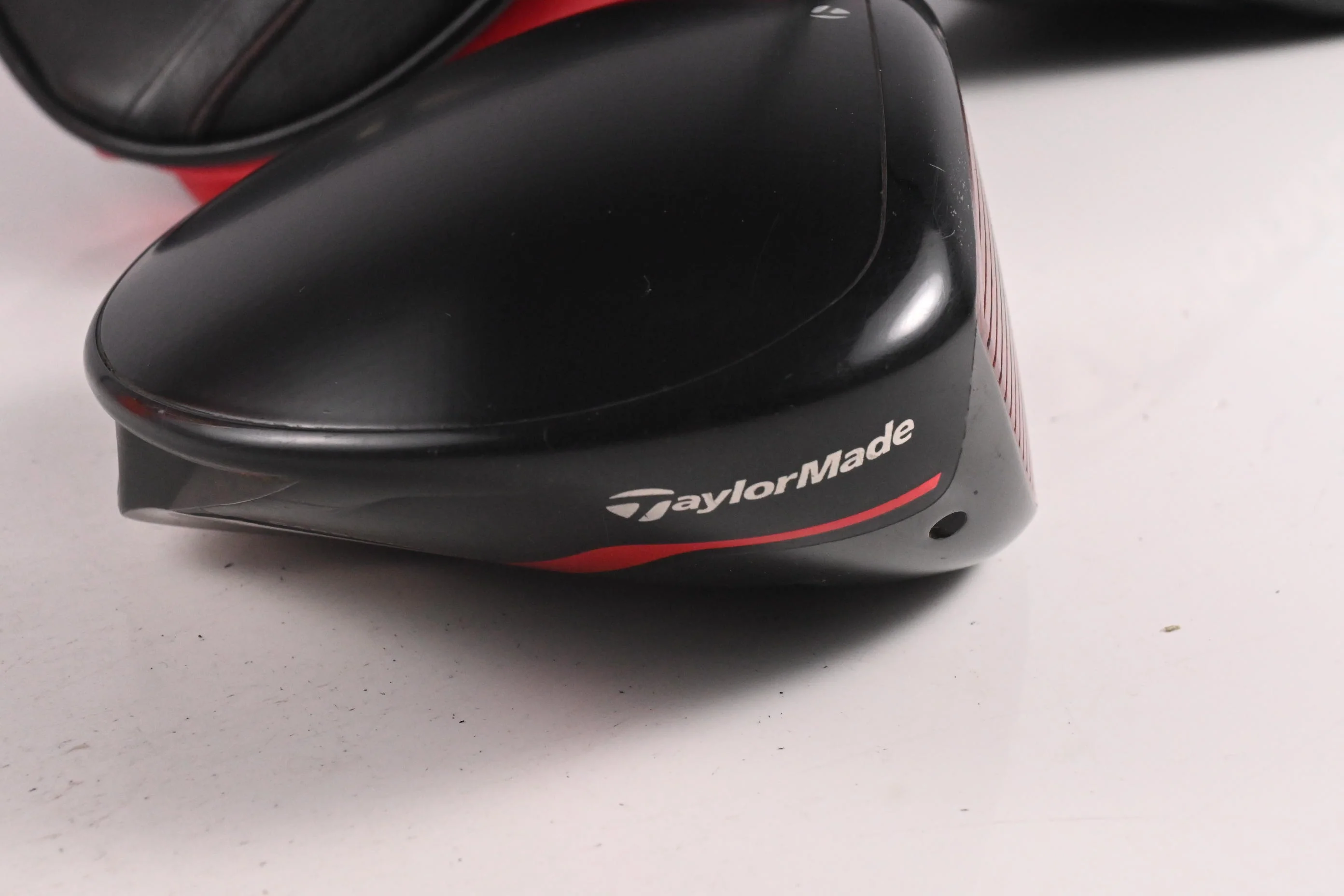 Taylormade Stealth Plus Driver / 10.5 Degree / Senior Flex UST Helium Shaft - Image 3