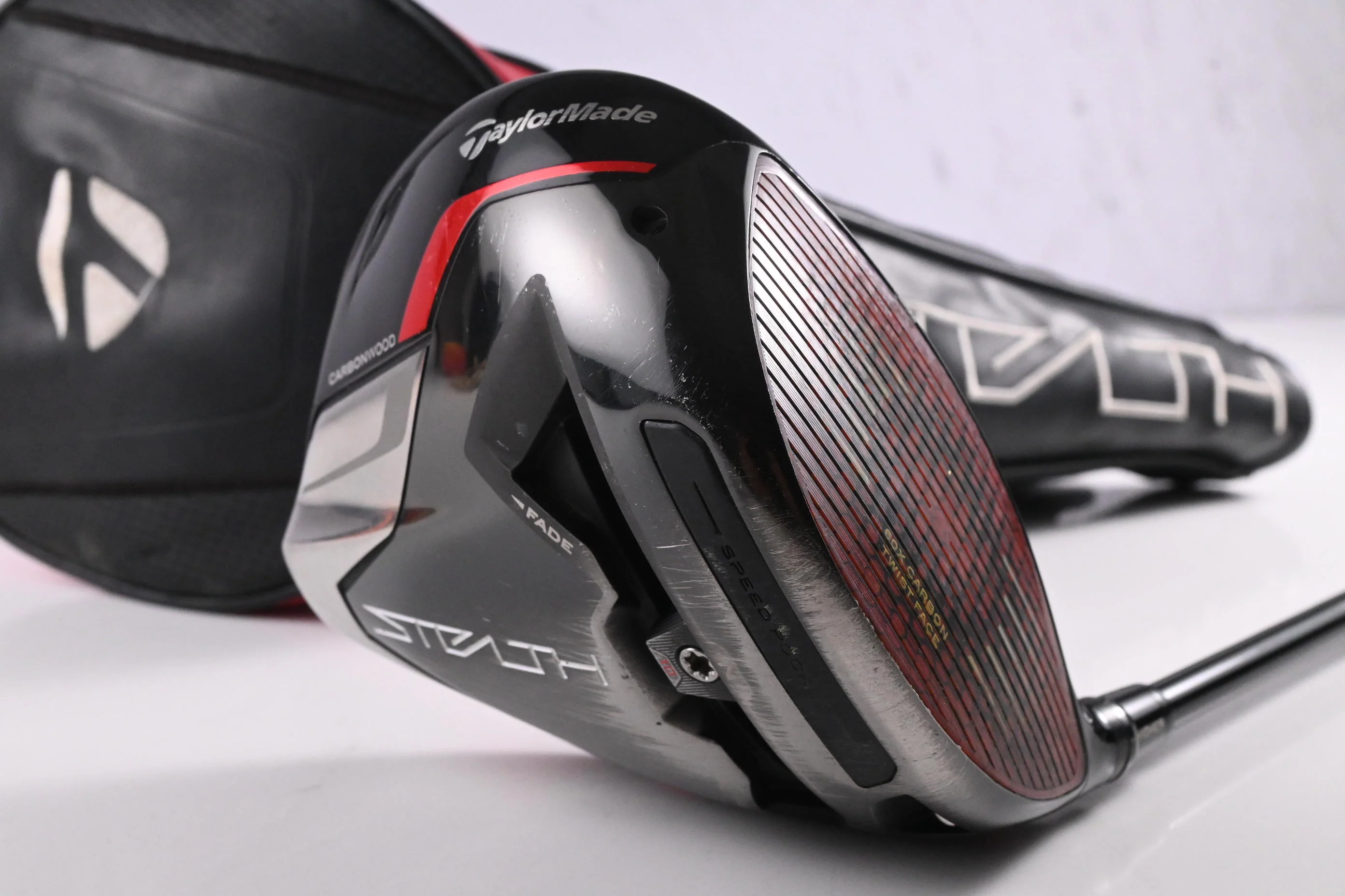 Taylormade Stealth Plus Driver / 10.5 Degree / Stiff Flex HZRDUS RDX Smoke Red