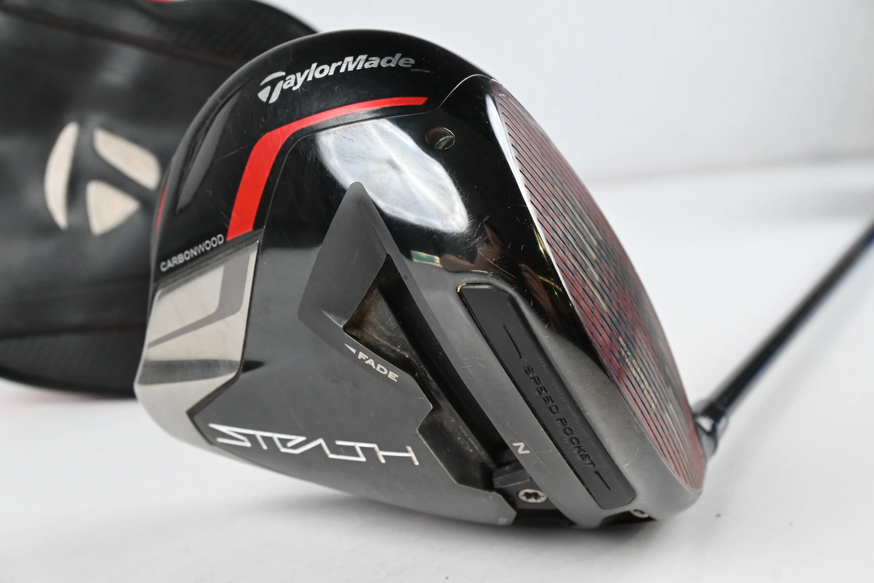 Taylormade Stealth Plus Driver / 10.5 Degree / Stiff Flex Hzrdus Smoke Red RDX 60
