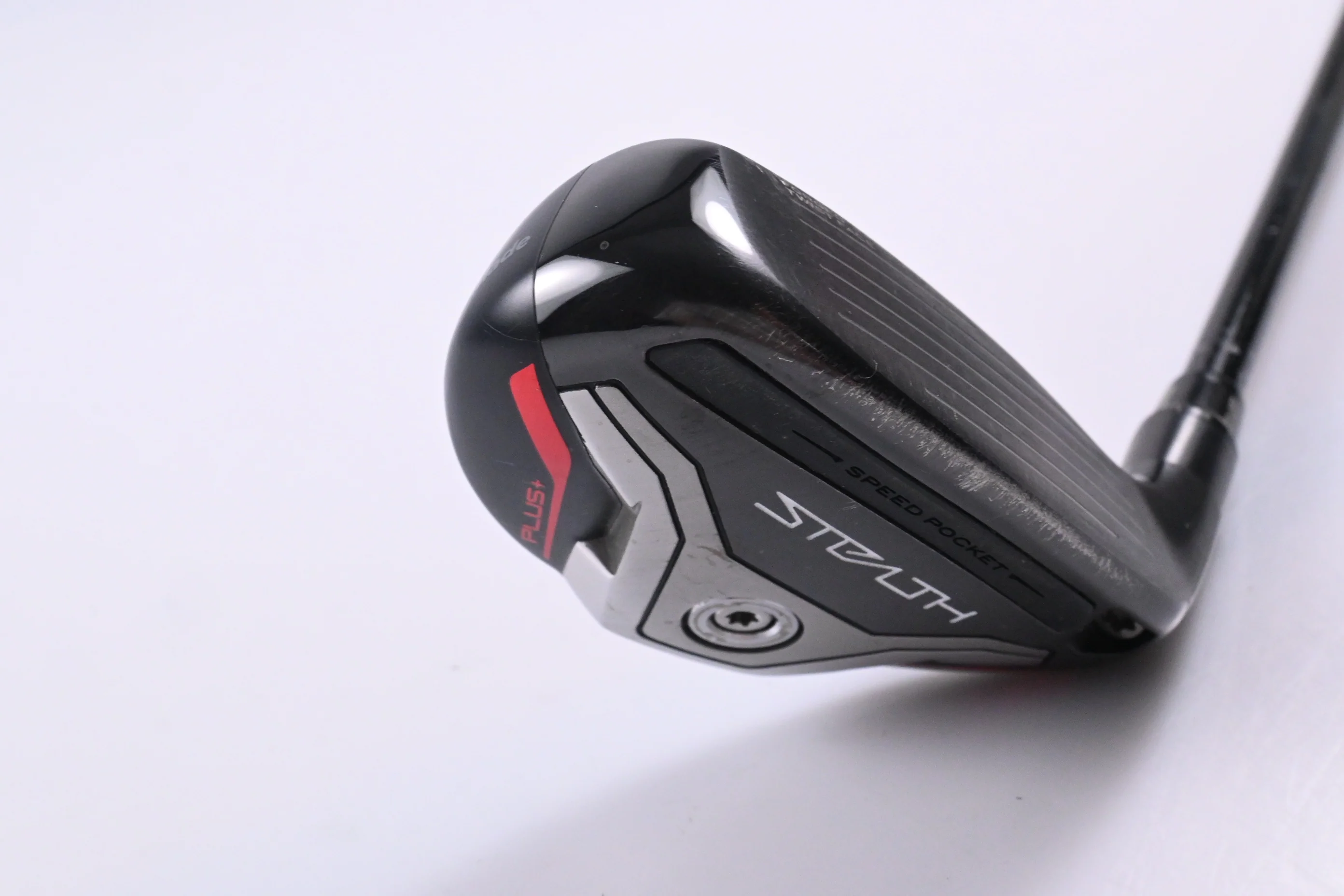 Taylormade Stealth Plus #2 Hybrid / 17 Degree / Stiff Flex HZRDUS RDX Smoke Red