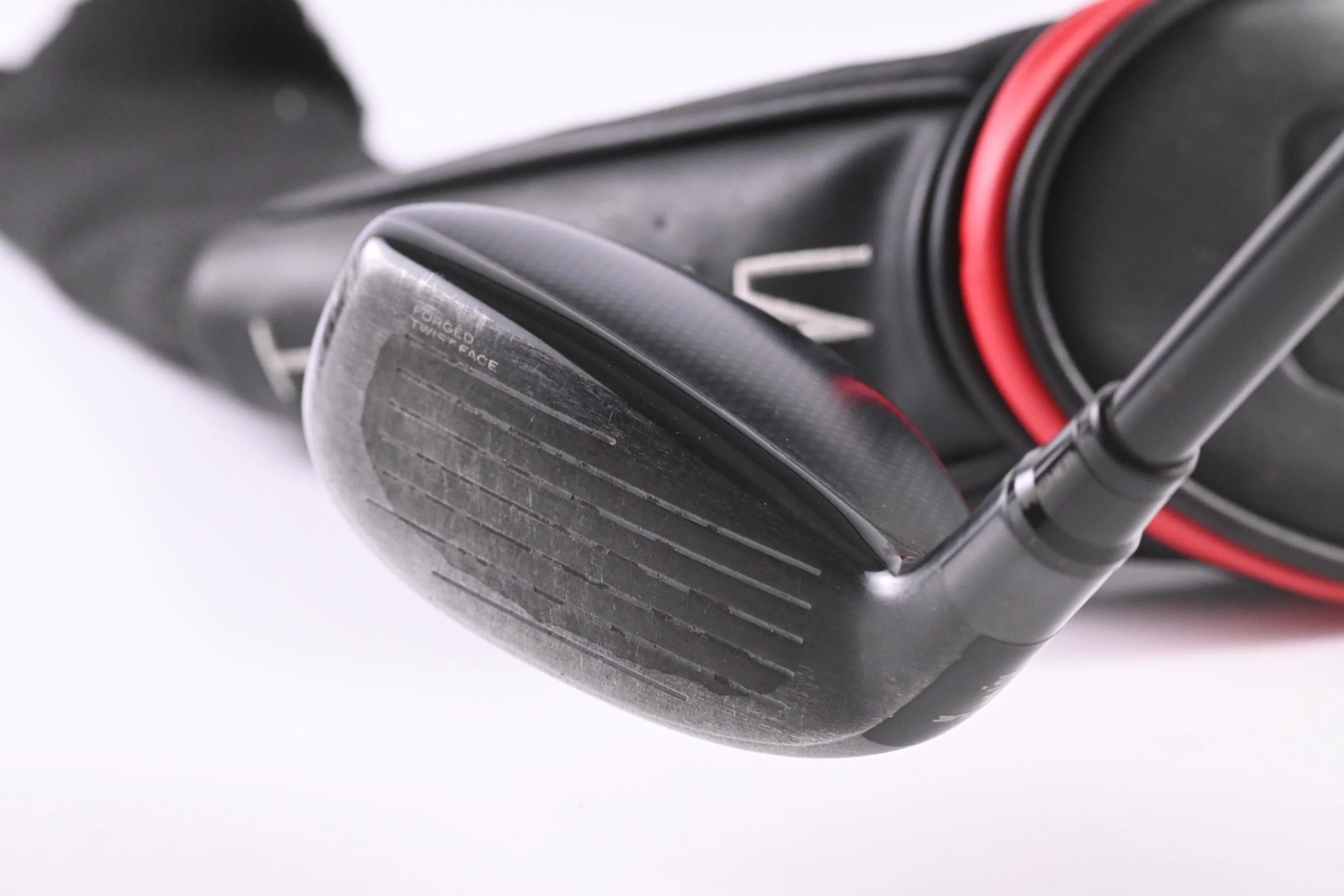 Taylormade Stealth Plus #4 Hybrid / 22 Degree / Regular Flex HZRDUS Smoke Red 70 - Image 4