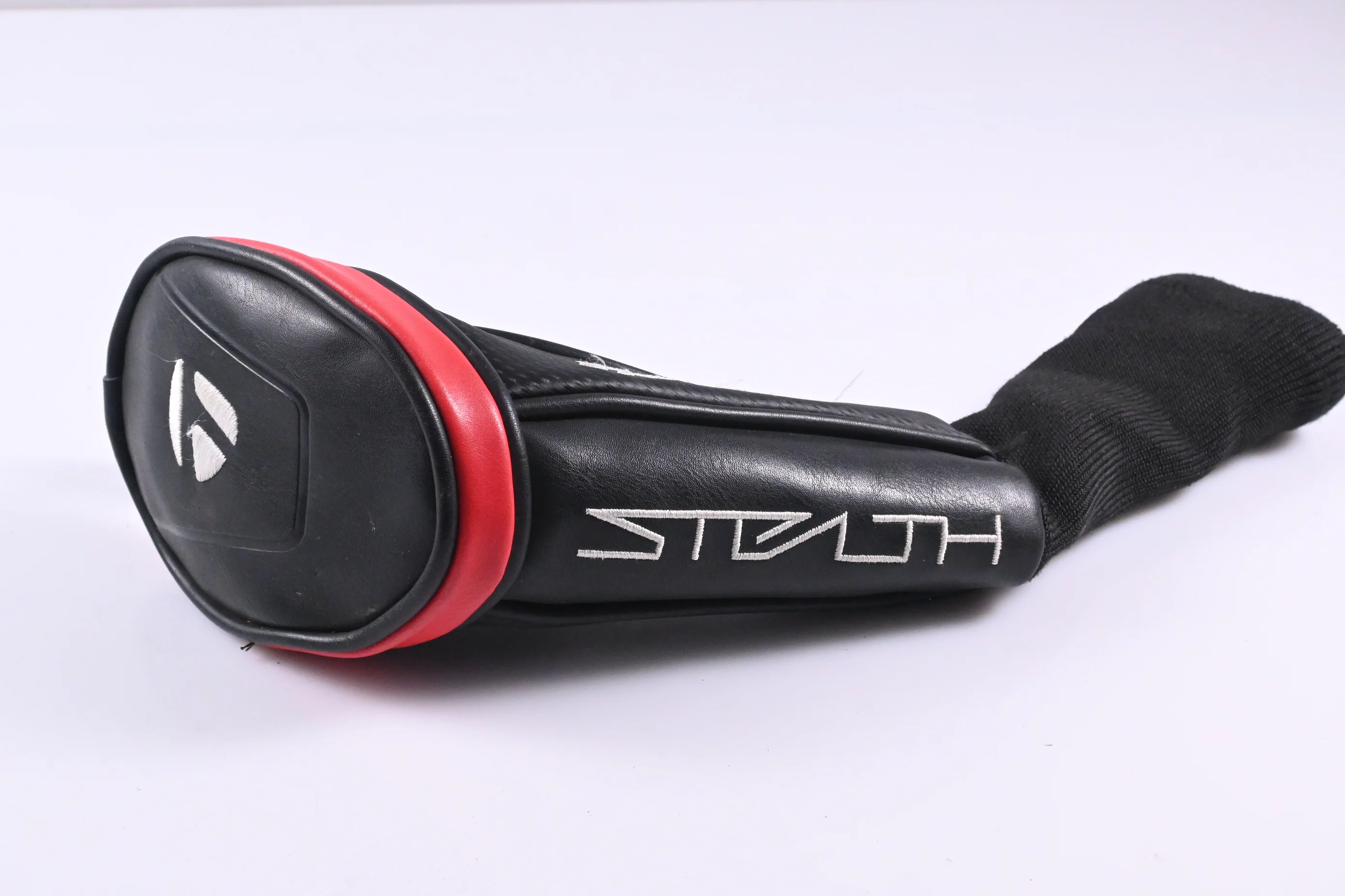 Taylormade Stealth Plus #4 Hybrid / 22 Degree / Regular Flex HZRDUS Smoke Red - Image 9