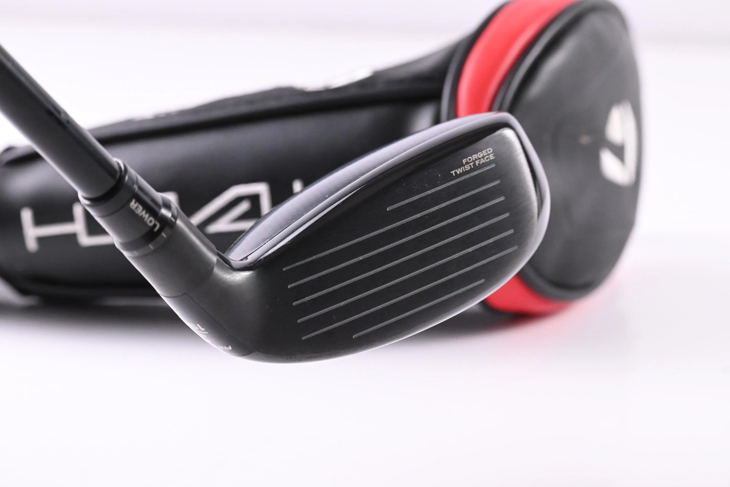 Taylormade Stealth Plus #3 Hybrid / 19.5 Degree / Stiff Flex HZRDUS Smoke RDX Red 80 - Image 4