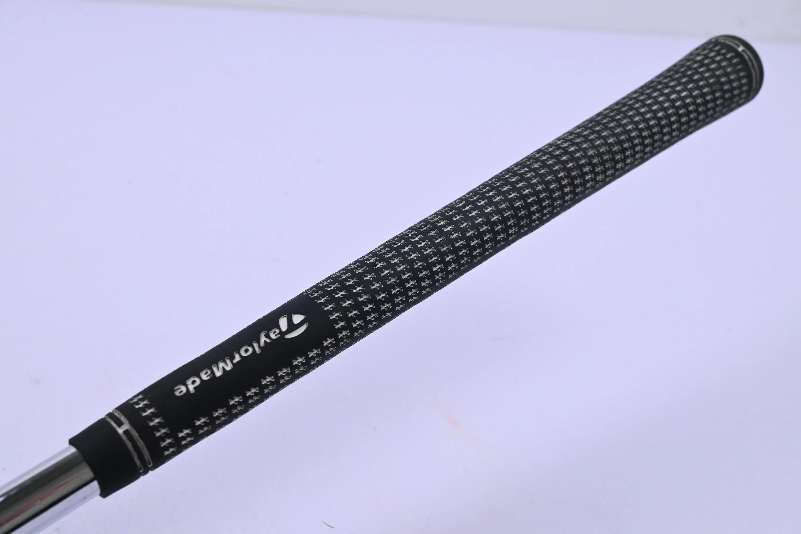 Taylormade Tour Preferred 2011 MB #8 Iron / Stiff Flex Dynamic Gold S300 Shaft - Image 6