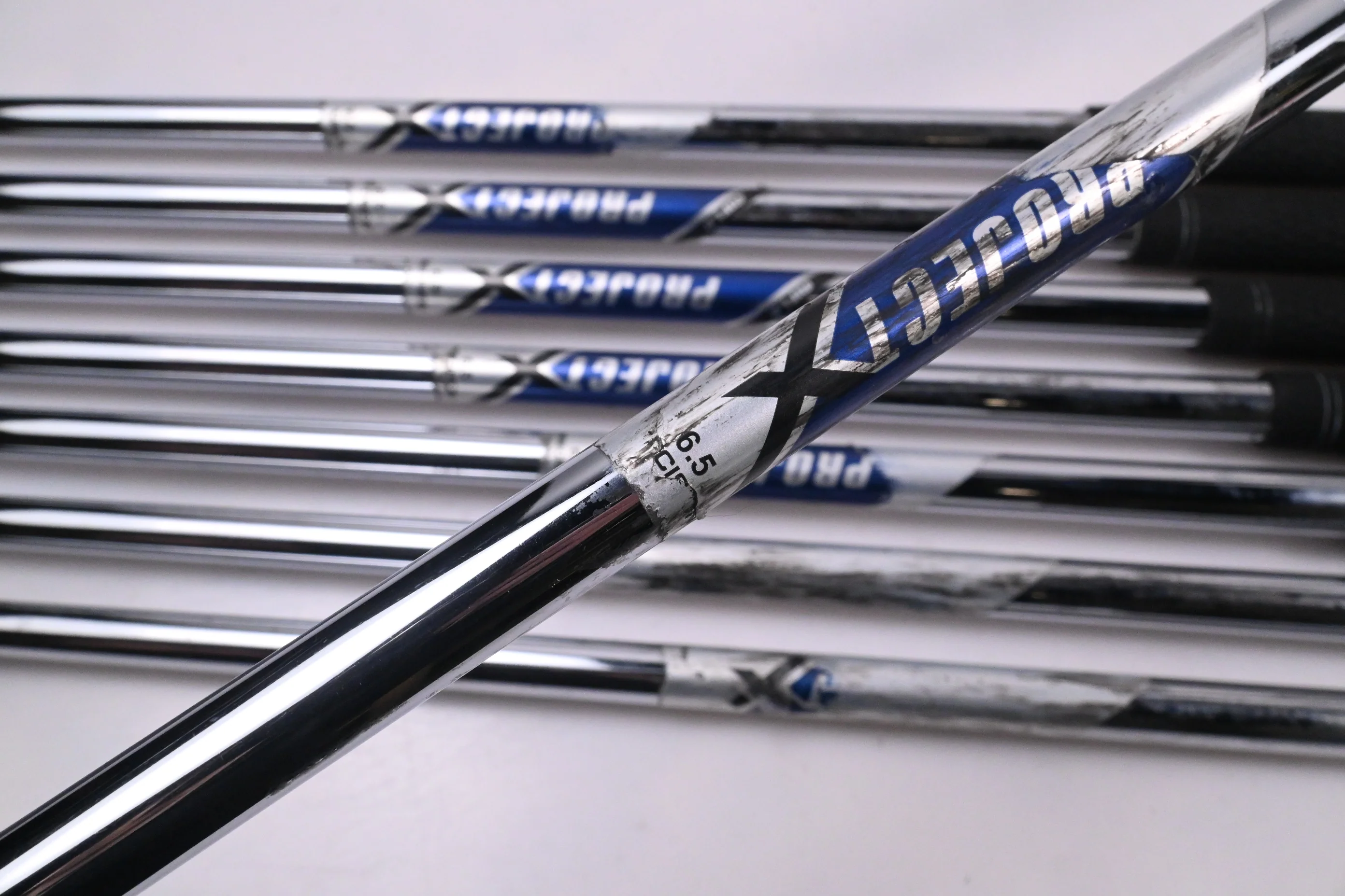 Taylormade Tour Preferred MC/MB 2011 Irons / 3-PW / X-Flex Project X Shafts - Image 5