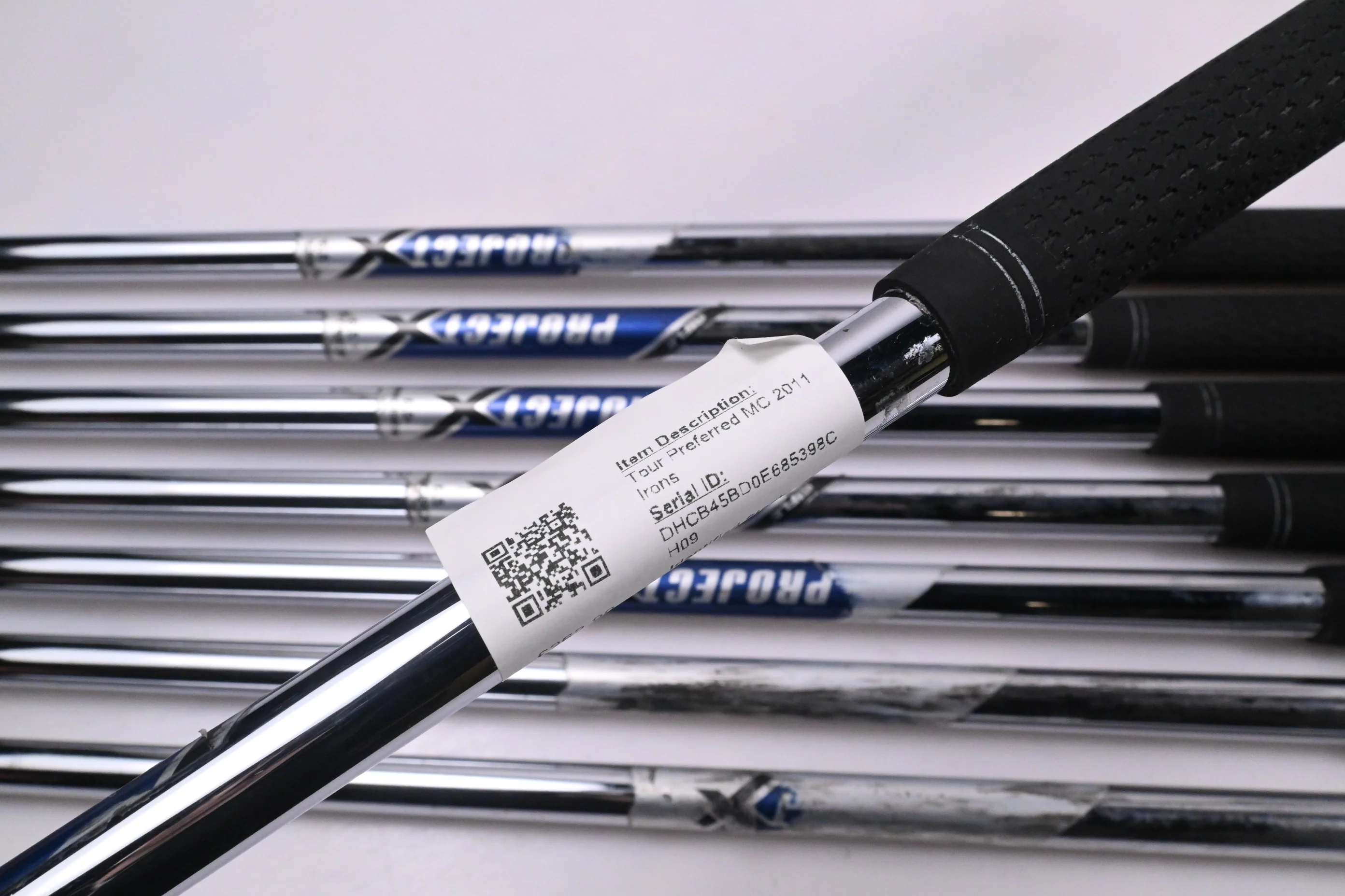Taylormade Tour Preferred MC/MB 2011 Irons / 3-PW / X-Flex Project X Shafts - Image 6