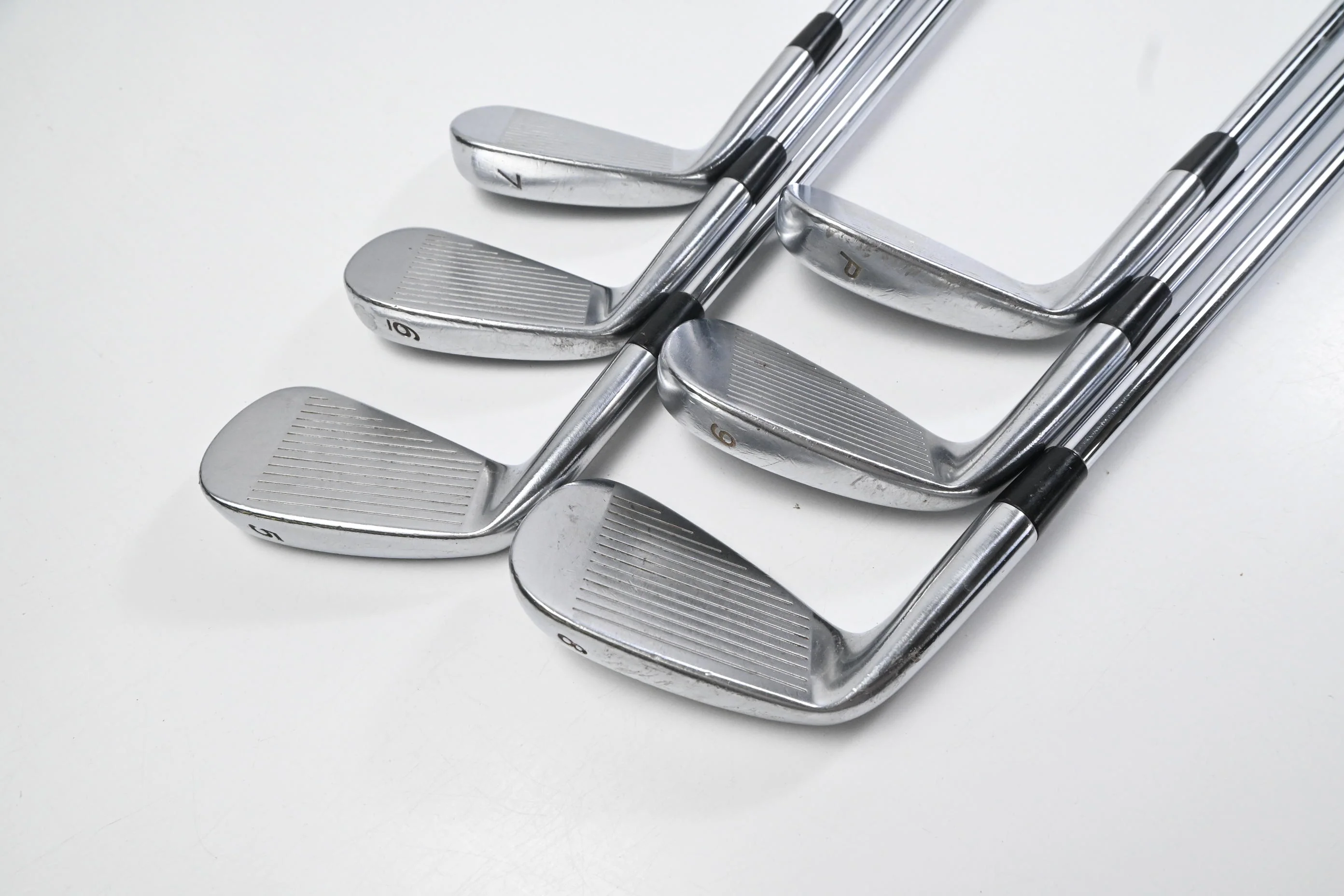 Taylormade Tour Preferred MC 2011 Irons / 5-PW / Regular Flex Dynamic Gold R300 - Image 4