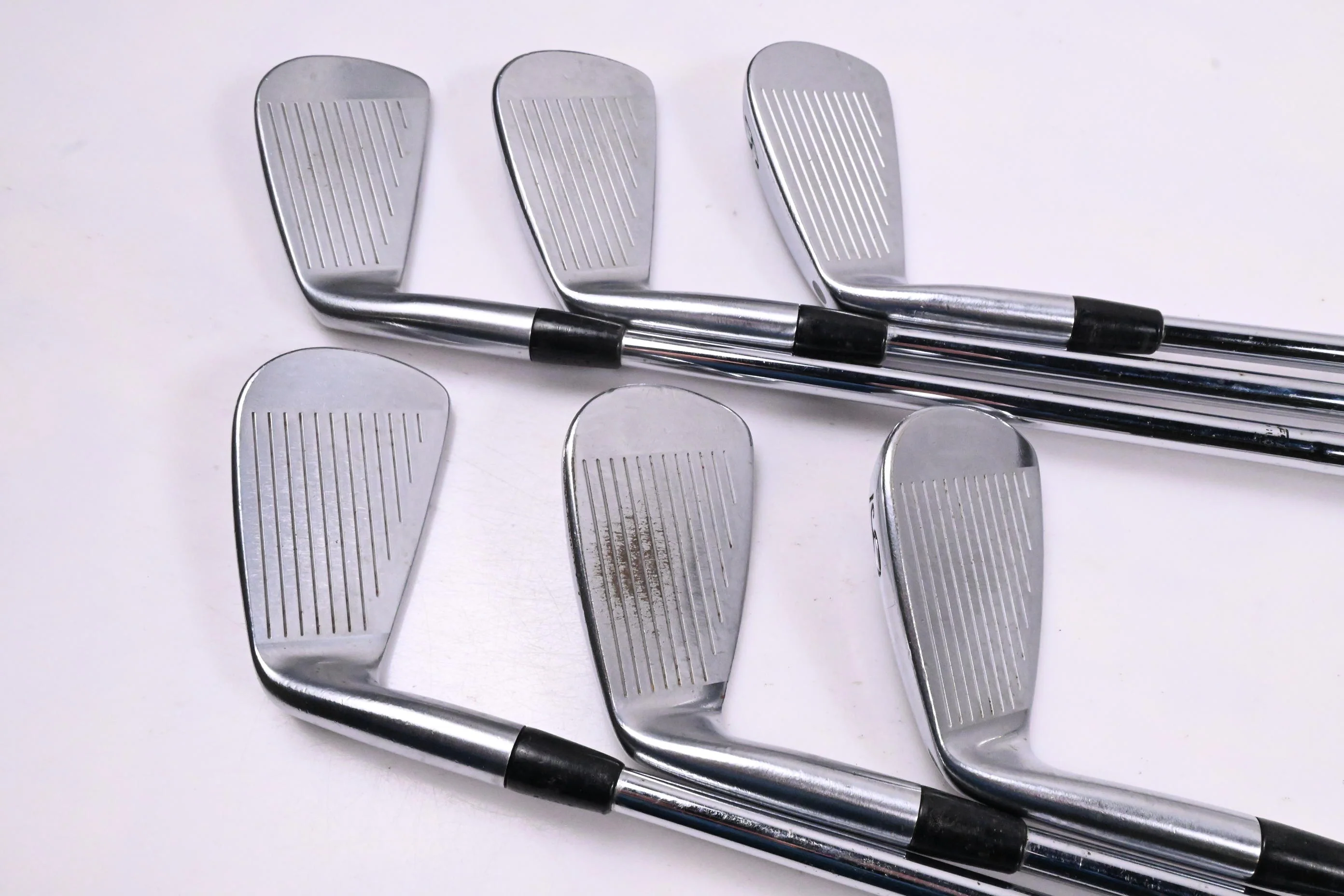 Titleist 660 Forged Irons / 4-9i / X-Flex Dynamic Gold X100U Shafts - Image 3