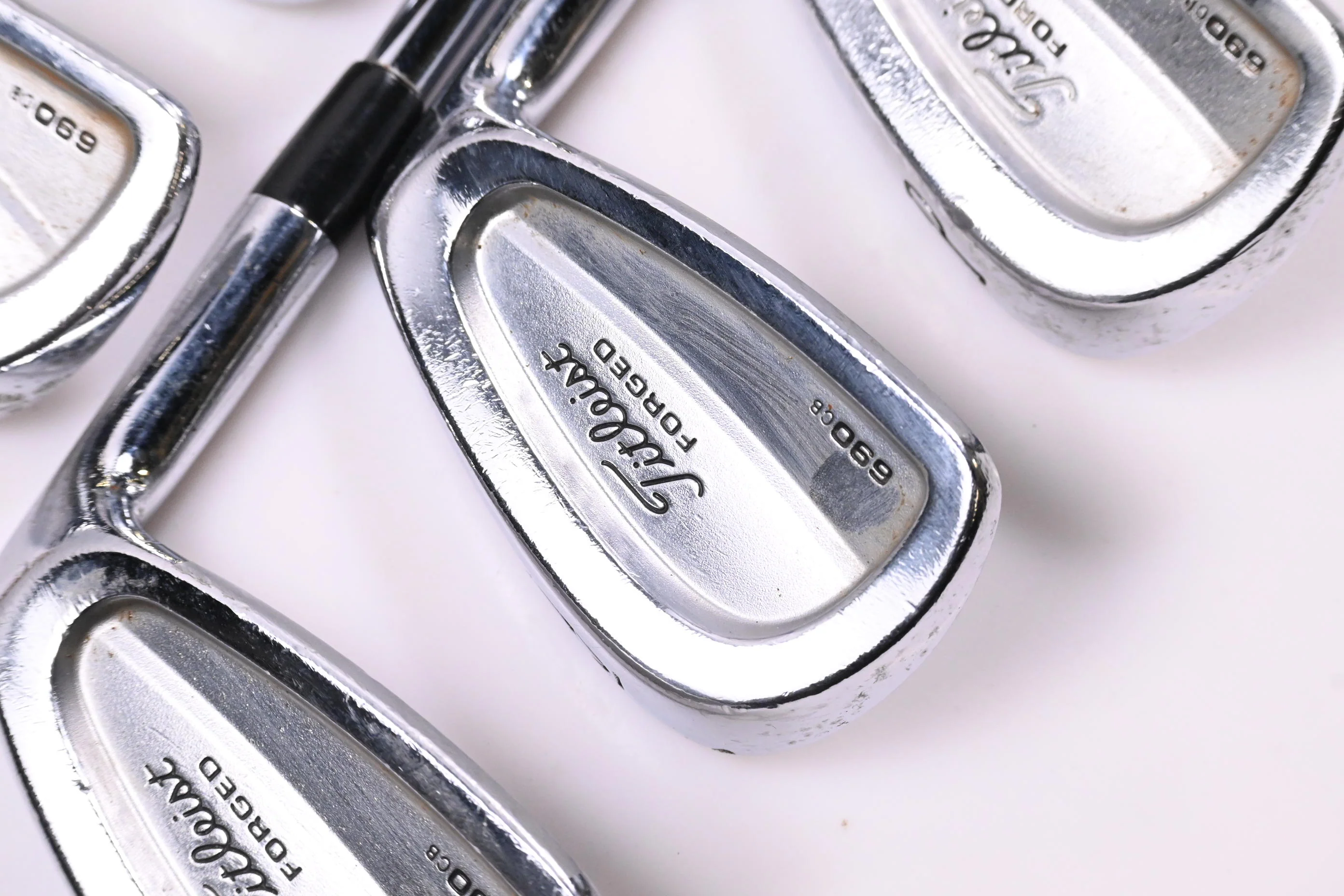 Titleist 690CB Irons / 6-PW / Stiff Flex Dynamic Gold S300 Shafts