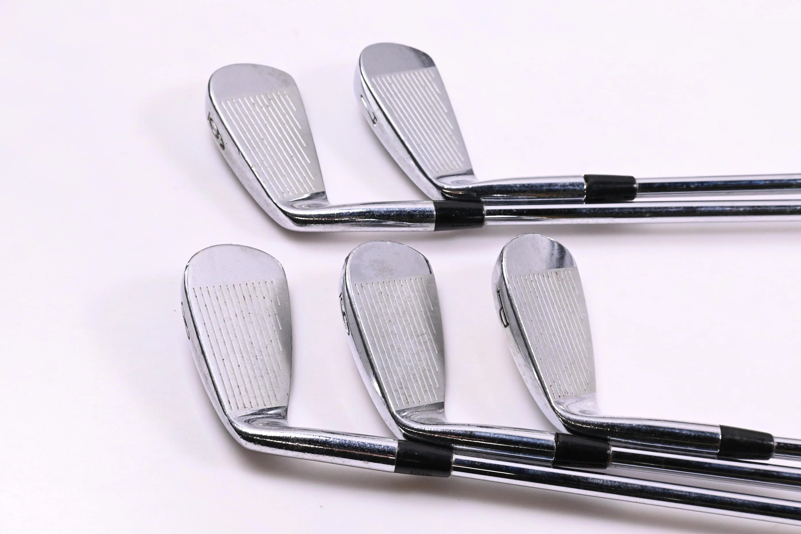 Titleist 690CB Irons / 6-PW / Stiff Flex Dynamic Gold S300 Shafts - Image 3