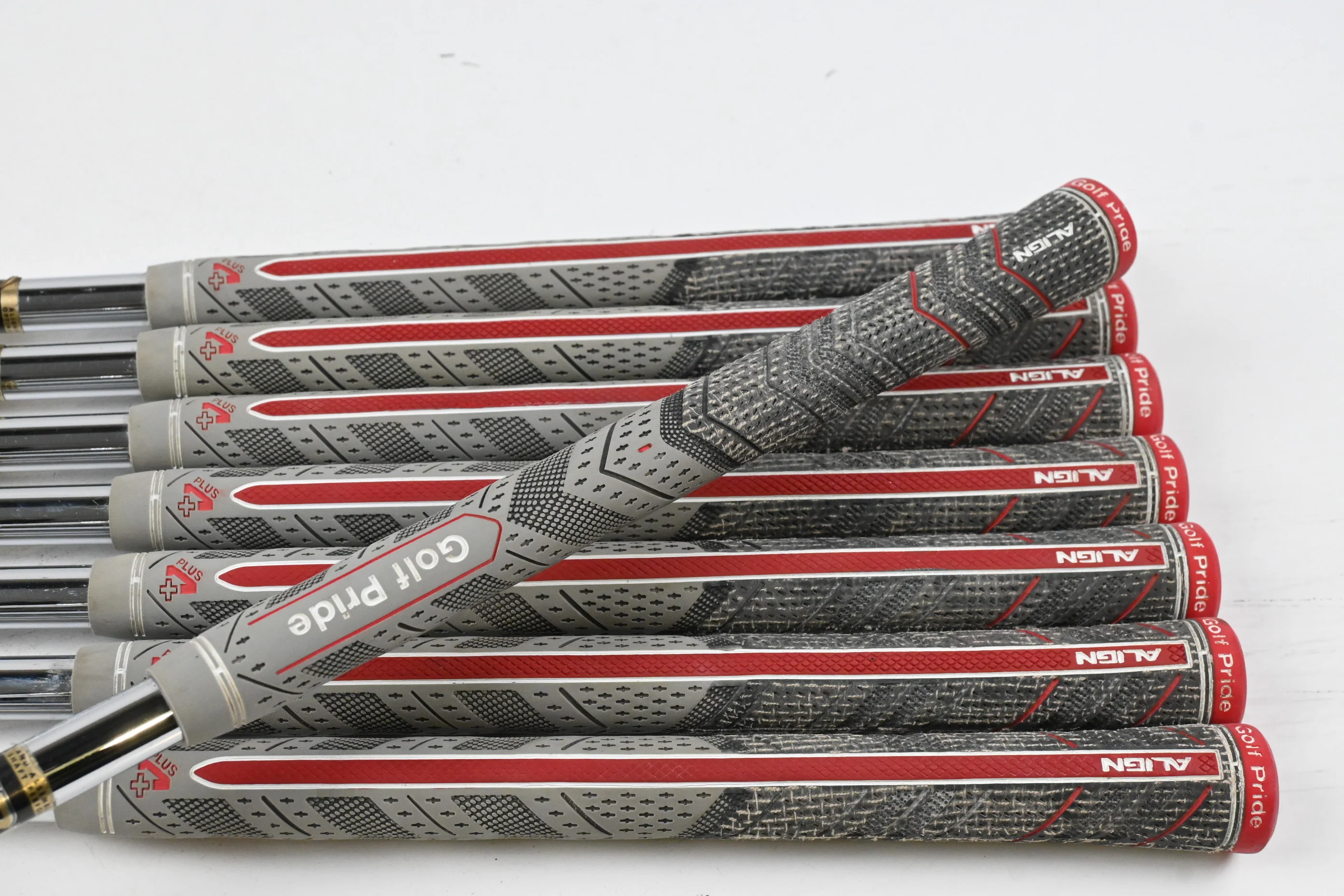 Titleist 690MB Irons / 3-PW / Stiff Flex Pure Shafts - Image 7