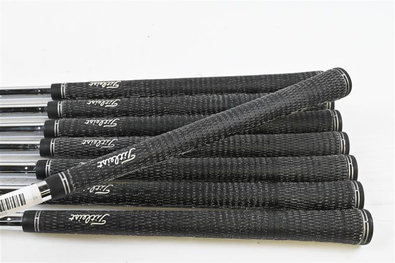 Titleist 695 Forged Irons / 3-PW / Stiff Flex Dynamic Gold S300 Shafts - Image 7