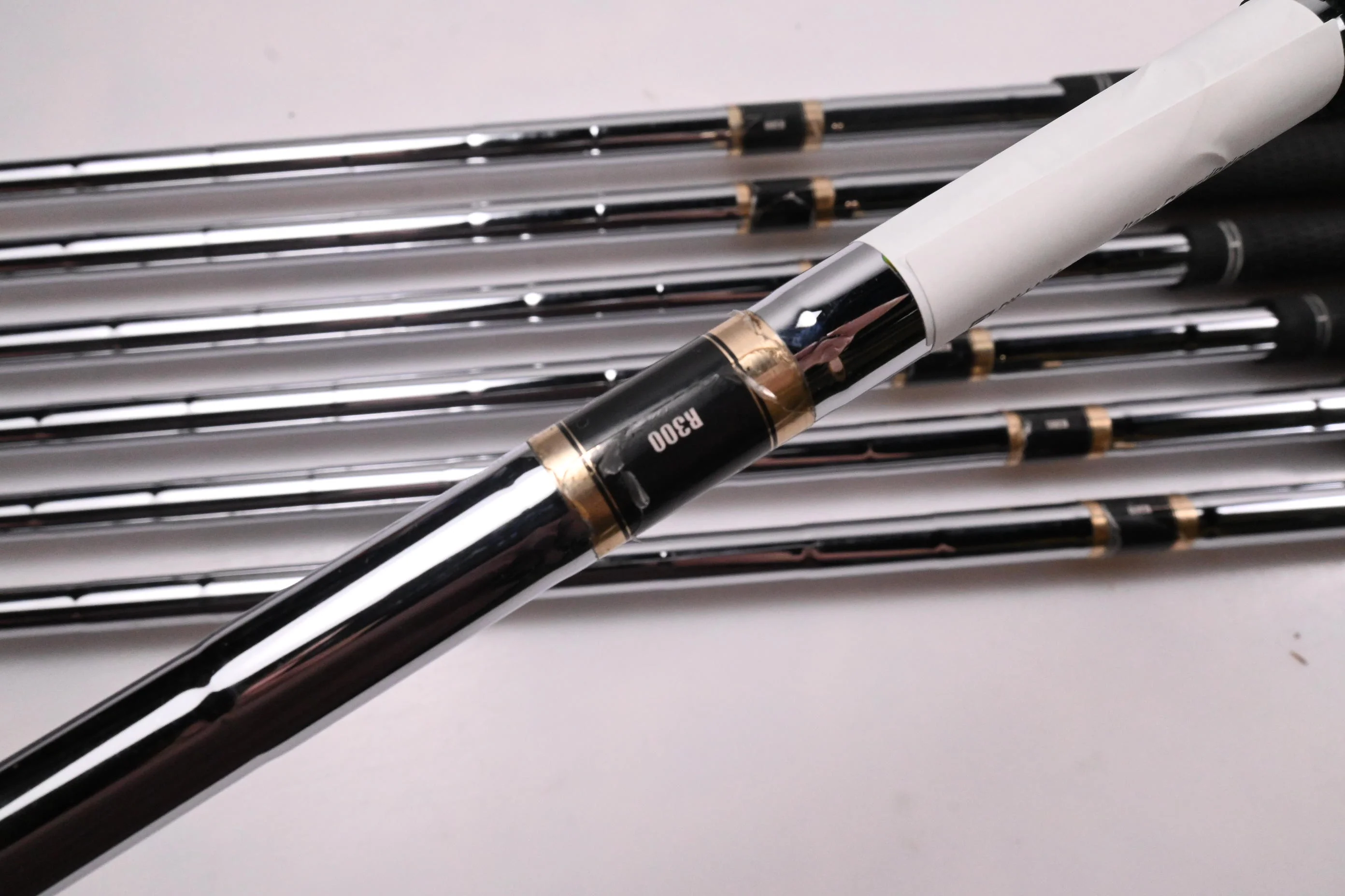 Titleist 712 AP1 Irons / 4-PW / Regular Flex Dynalite Gold XP R300 Shafts - Image 5