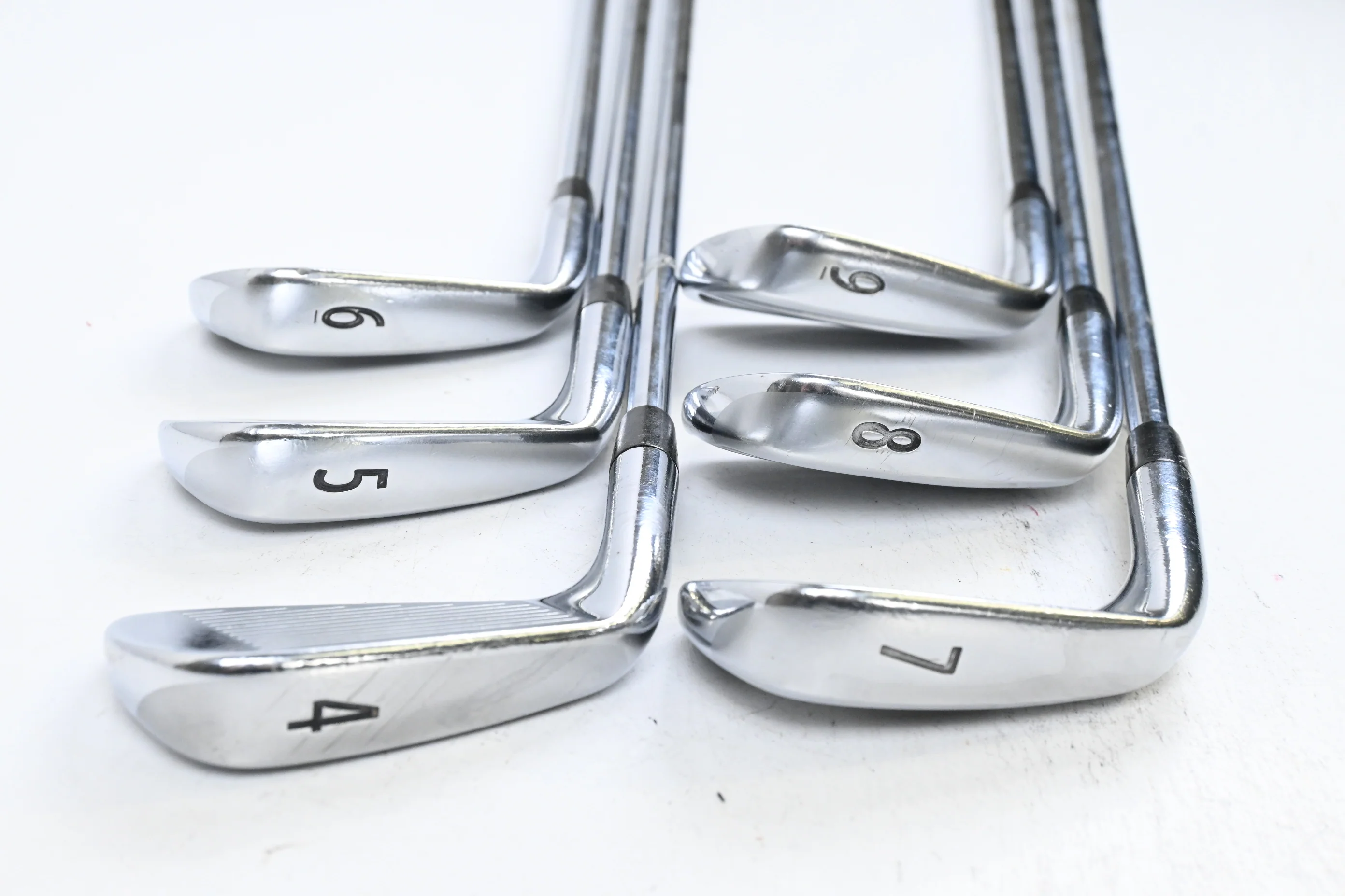 Titleist 712 AP2 Irons / 4-9i / Regular Flex Dynamic Gold R300 Shafts - Image 4