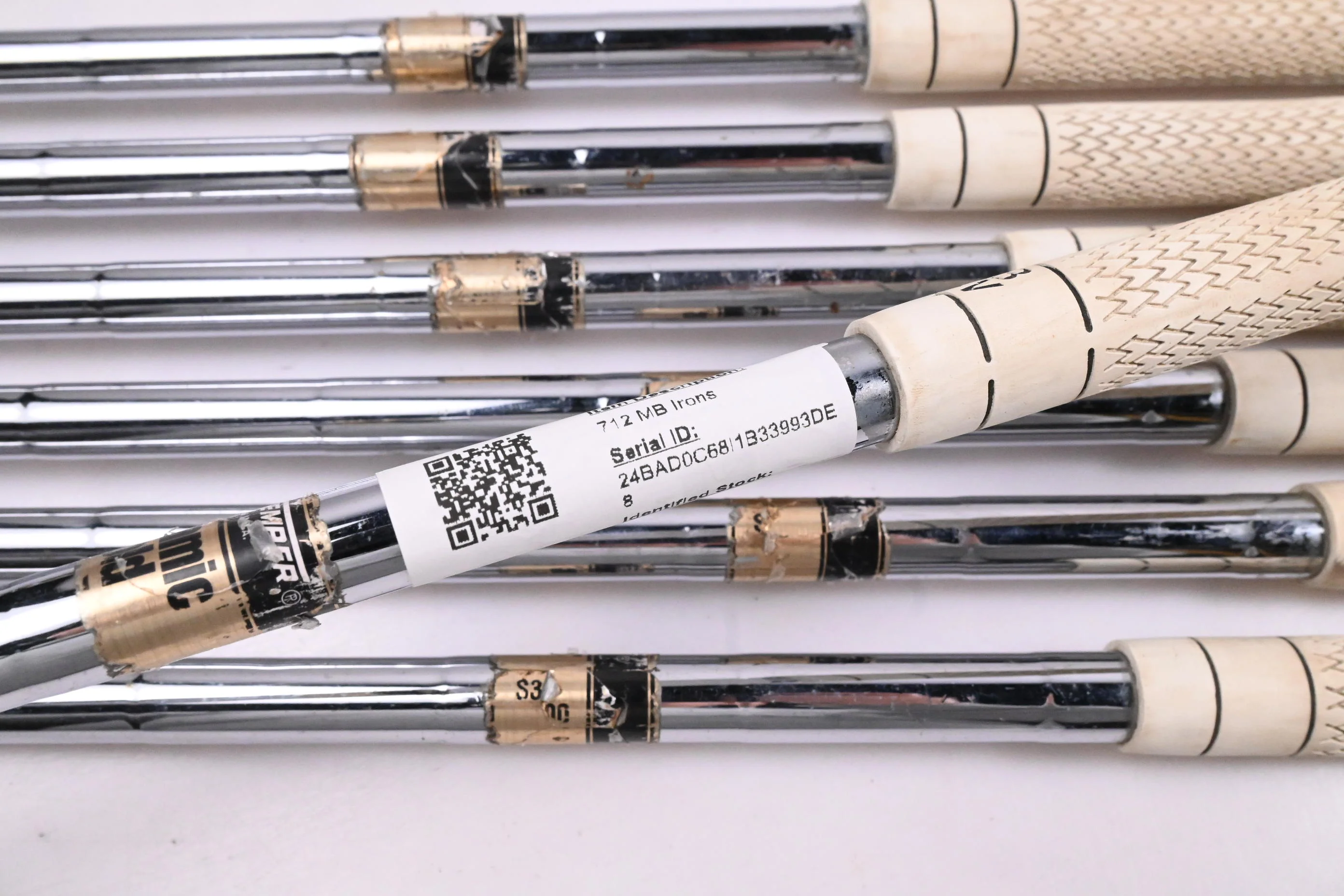 Titleist 712 MB Irons / 4-PW / Stiff Flex Dynamic Gold S300 Shafts - Image 6