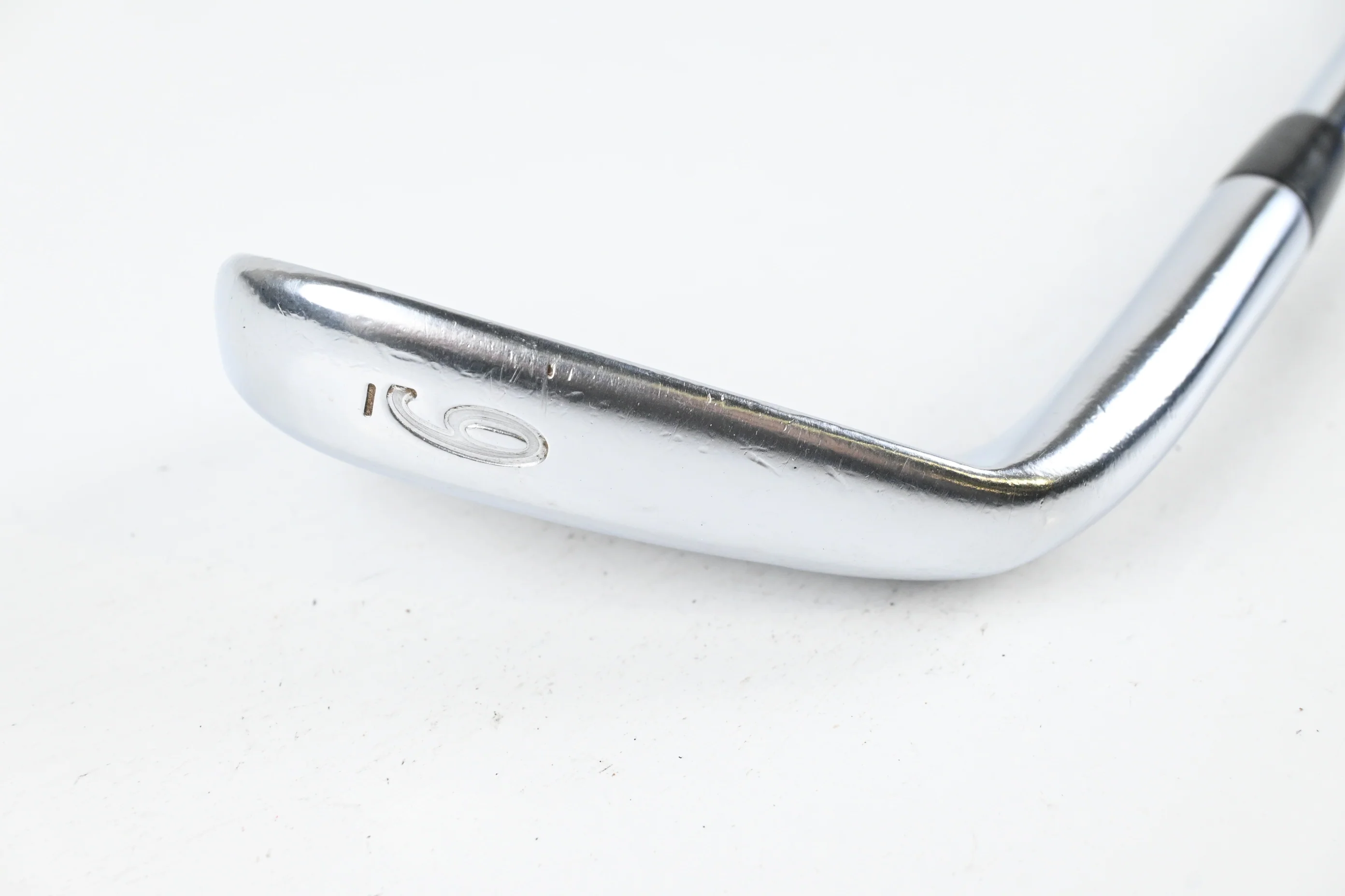 Titleist 714 AP1 #9 Iron / Stiff Flex Dynamic Gold Shaft - Image 3