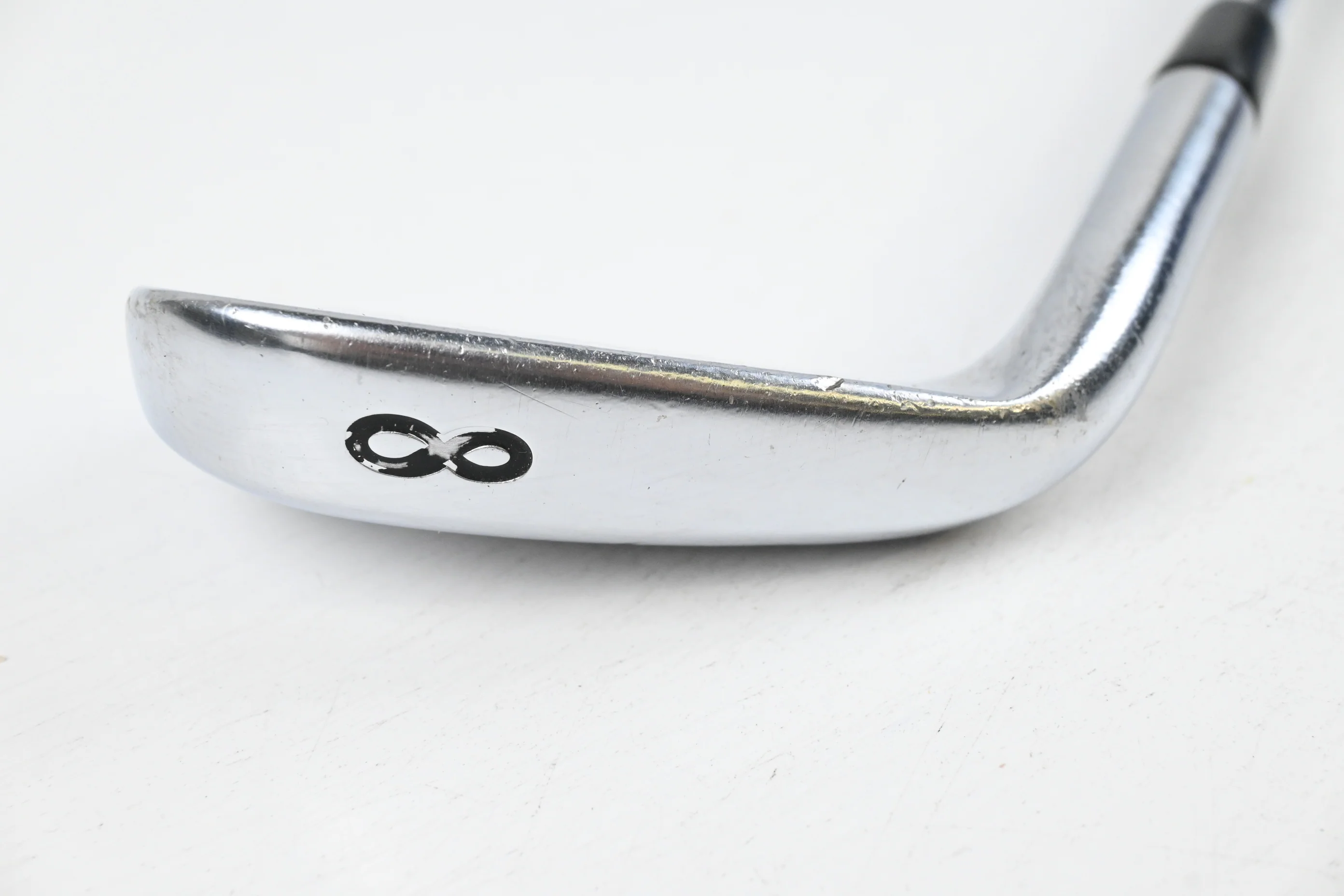Titleist 714 AP2 #8 Iron / Regular Flex KBS Tour Shaft - Image 3