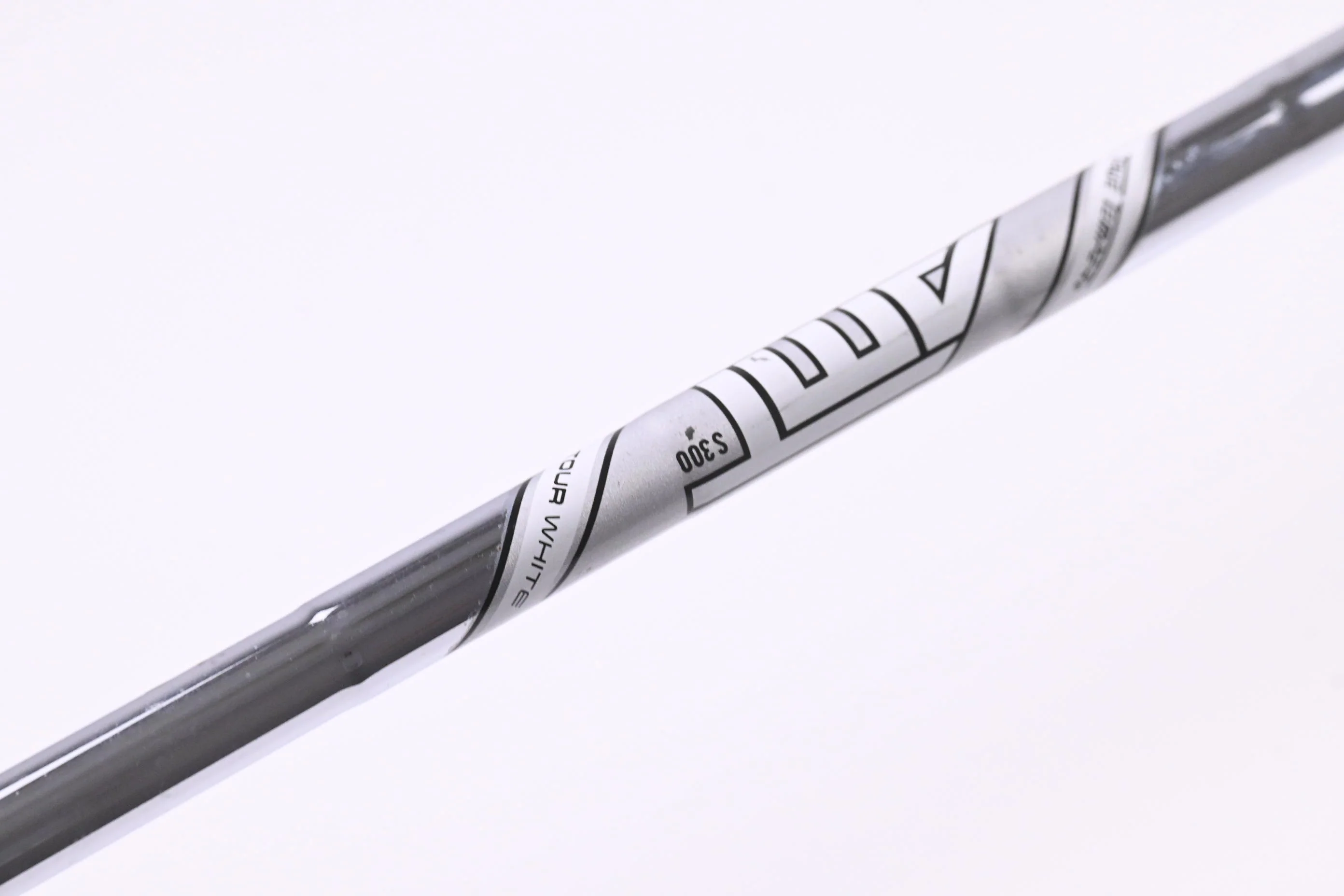Titleist 716 AP2 #5 Iron / 27 Degree / Stiff Flex AMT Tour White S300 Shaft - Image 4