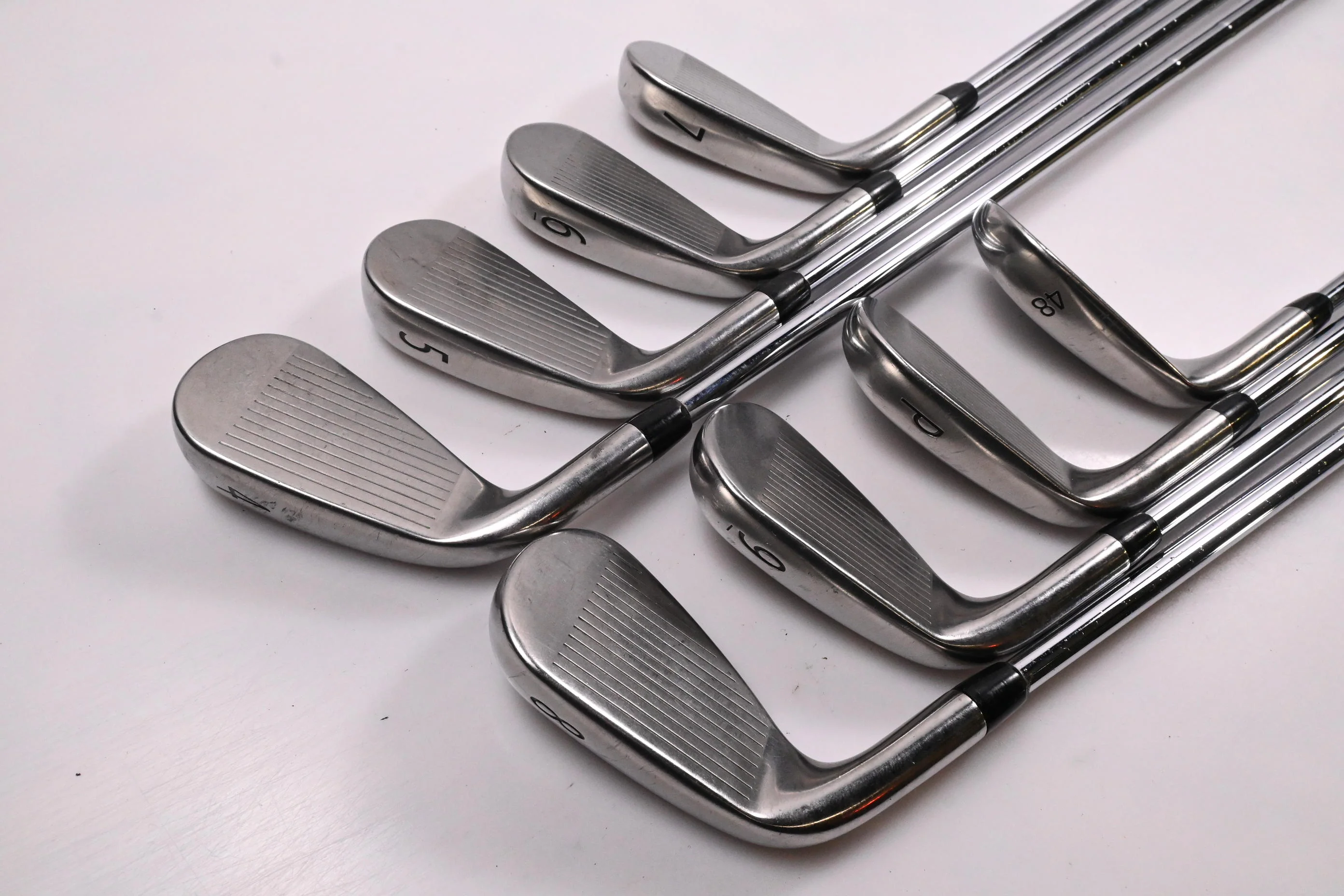 Titleist 718 AP1 Irons / 4-PW+48° / Regular Flex AMT Tour White R300 Shafts - Image 4