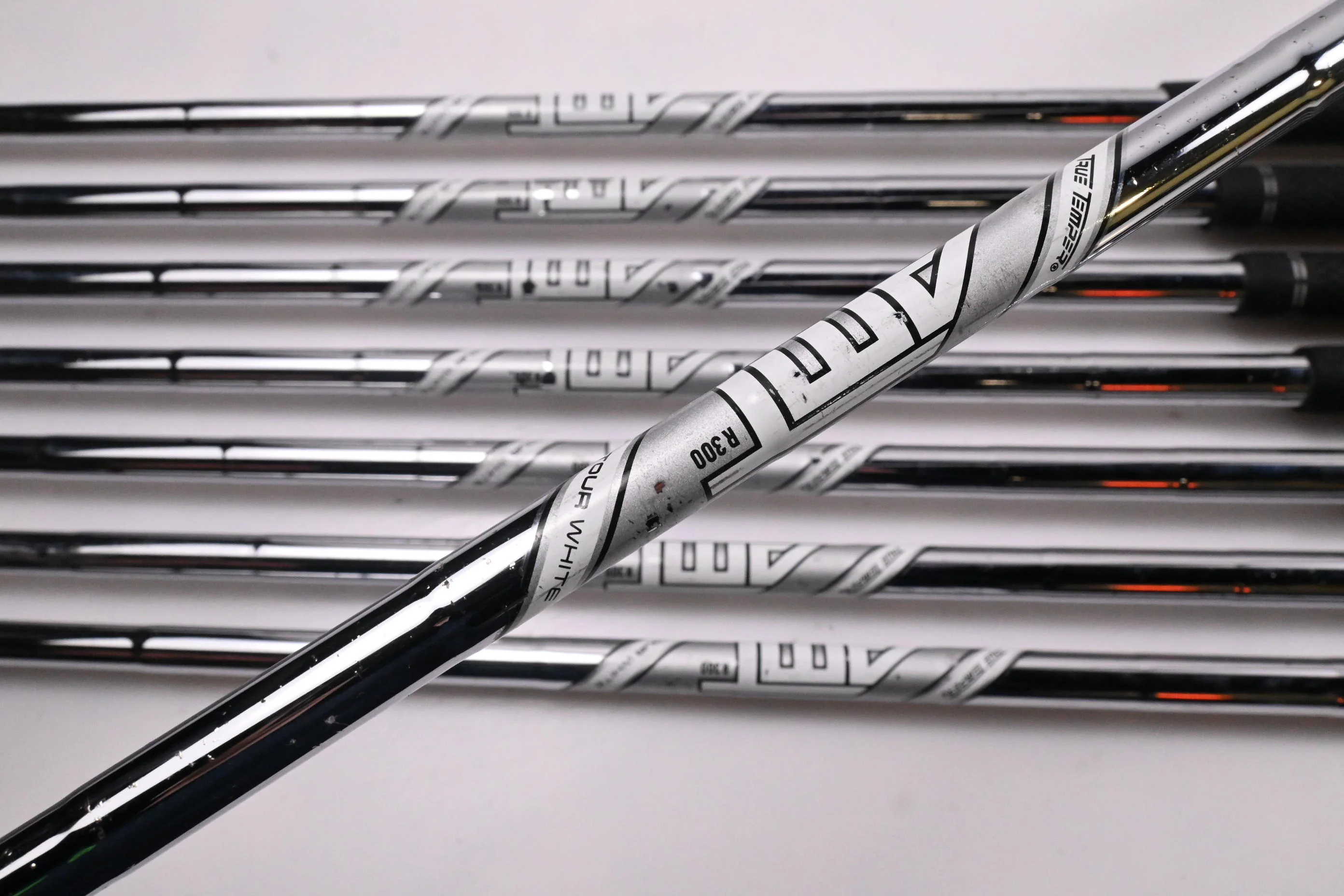Titleist 718 AP1 Irons / 4-PW+48° / Regular Flex AMT Tour White R300 Shafts - Image 5