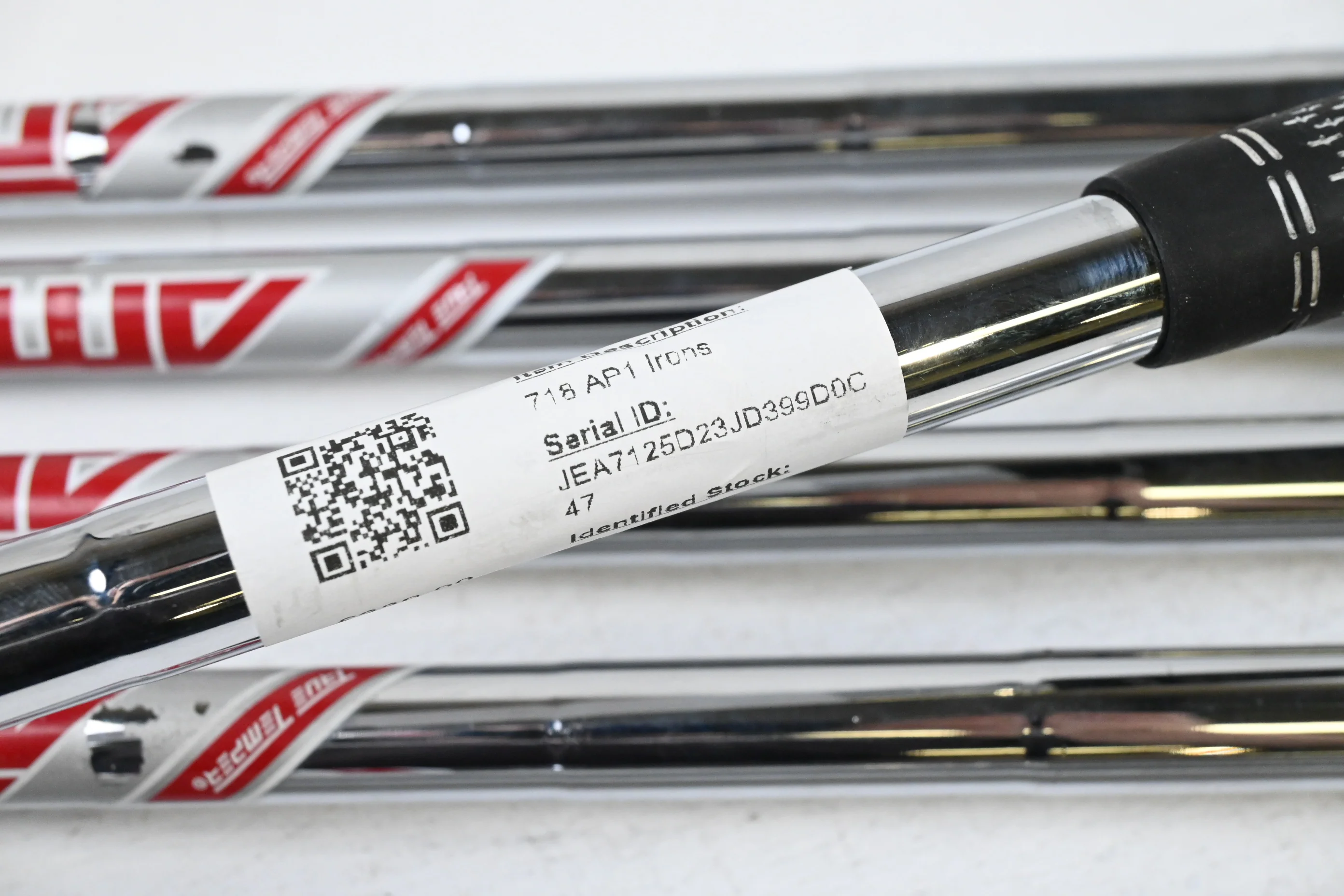 Titleist 718 AP1 Irons / 6-PW+SW / Regular Flex AMT R300 Red Shafts - Image 6