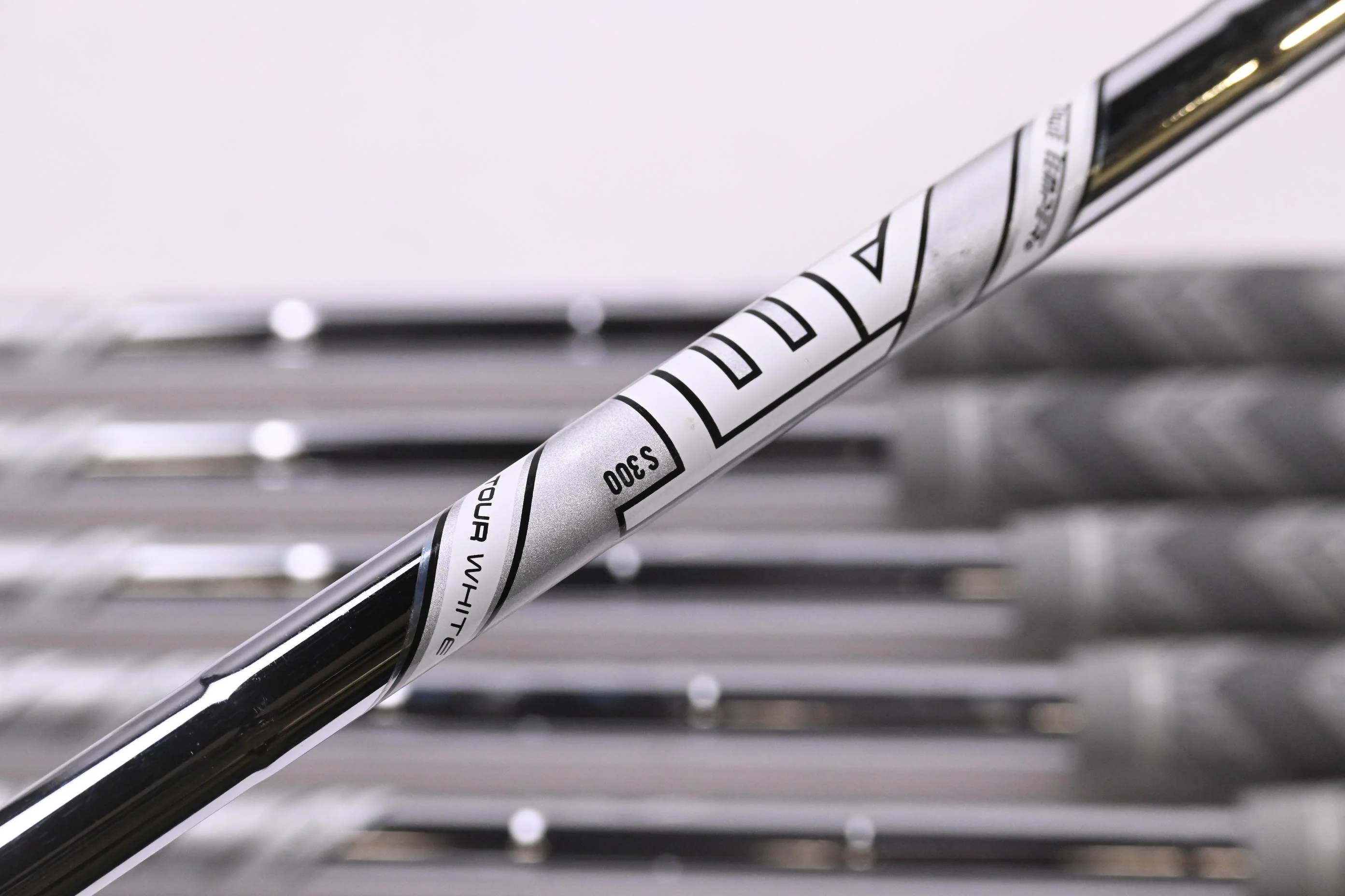 Titleist 718 CB Irons / 4-PW / Stiff Flex AMT Tour White S300 Shafts - Image 5