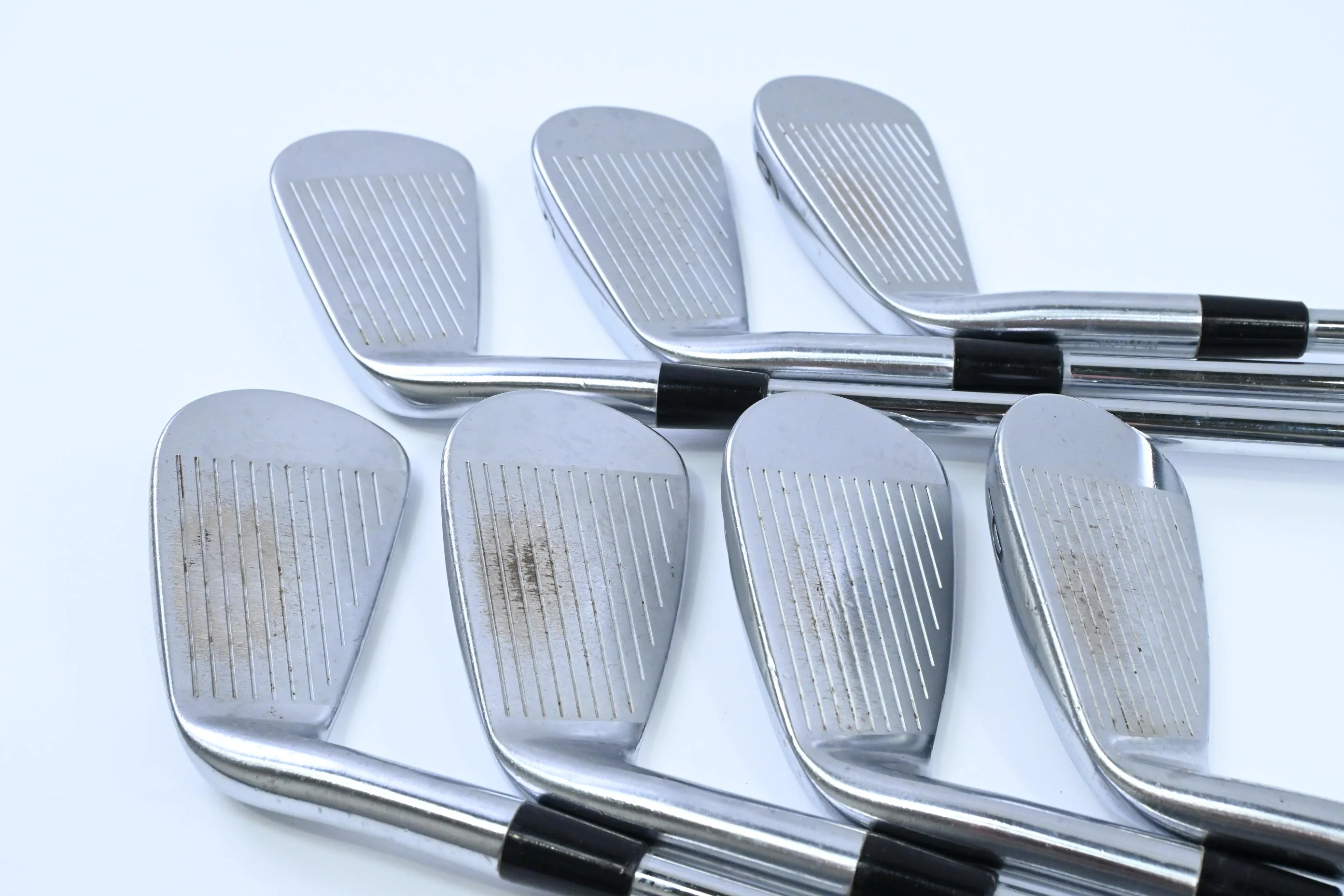 Titleist 718 CB Irons / 4-PW / X-Flex Dynamic Gold X100 Shafts - Image 3