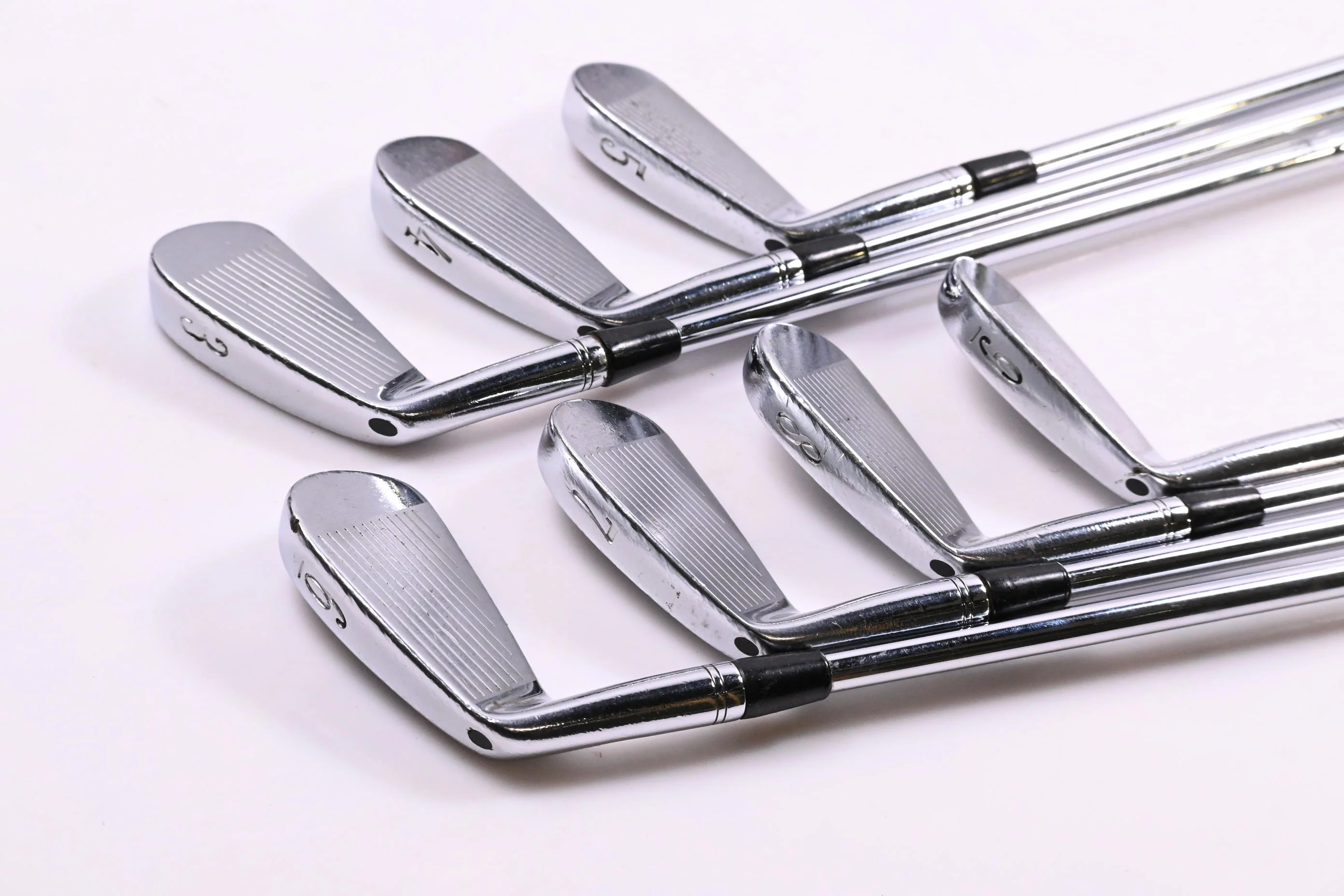 Titleist 735.CM Irons / 3-9i / Stiff Flex Dynamic Gold S300 Shafts - Image 4