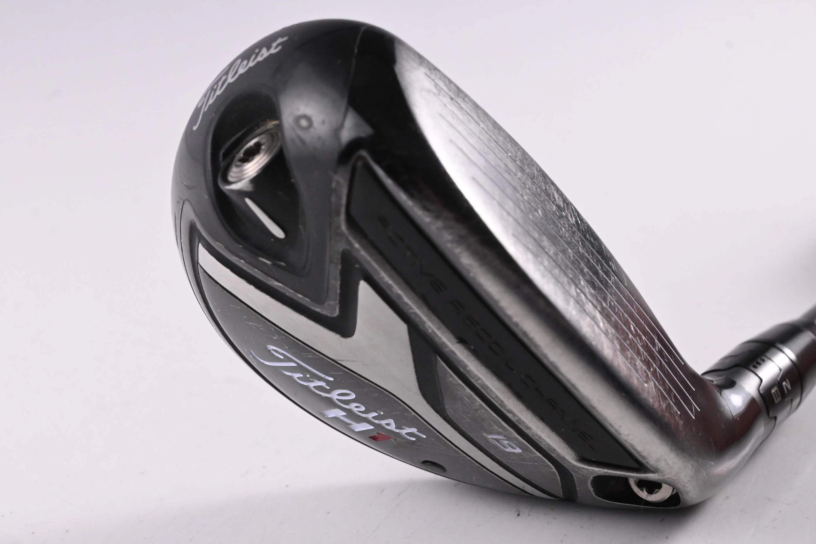 Titleist 818 H1 #3 Hybrid / 19 Degree / Stiff Flex Aldila Rogue MAX 85 Shaft