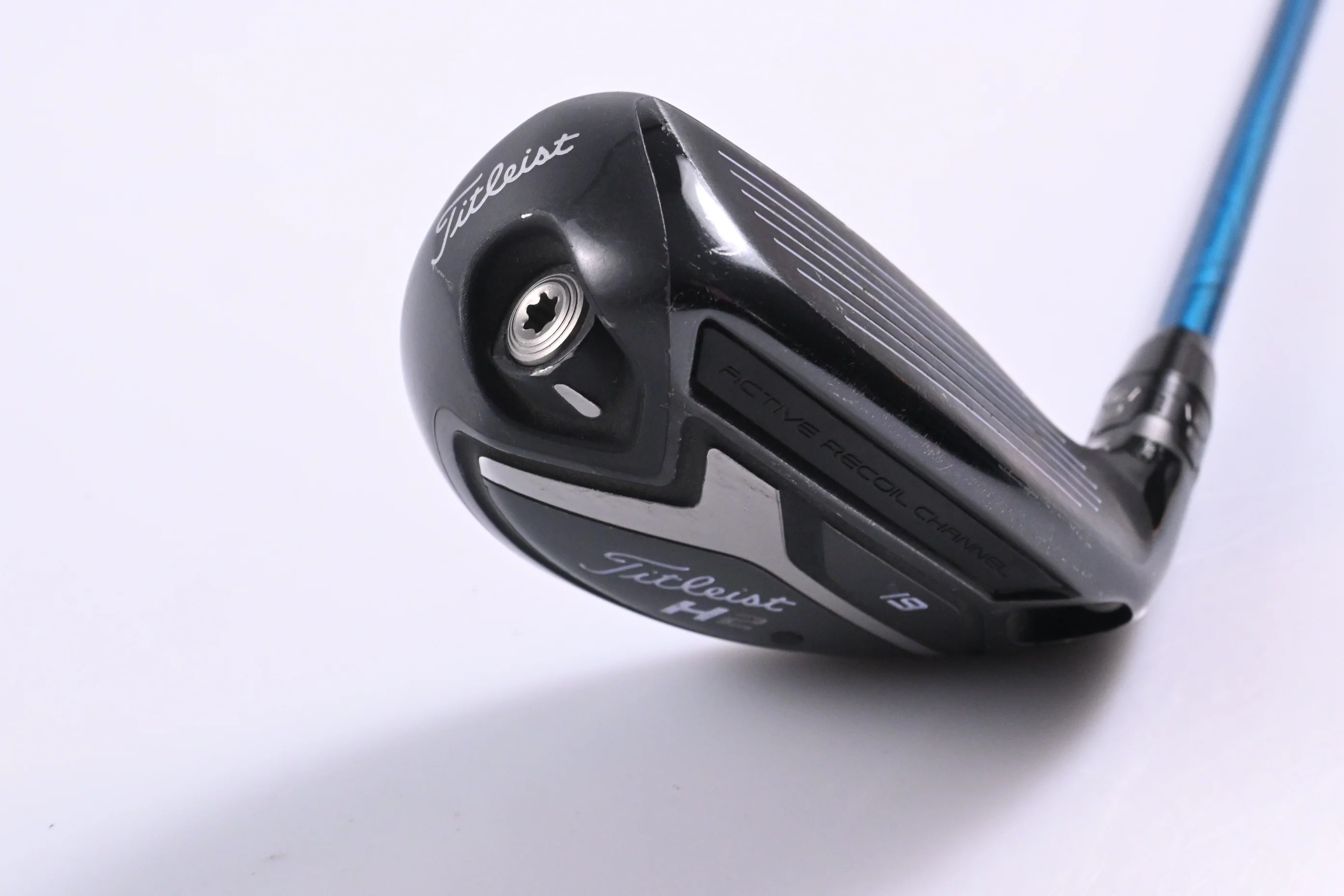 Titleist 818 H2 #3 Hybrid / 19 Degree / Stiff Flex Evenflow Blue 85 Shaft