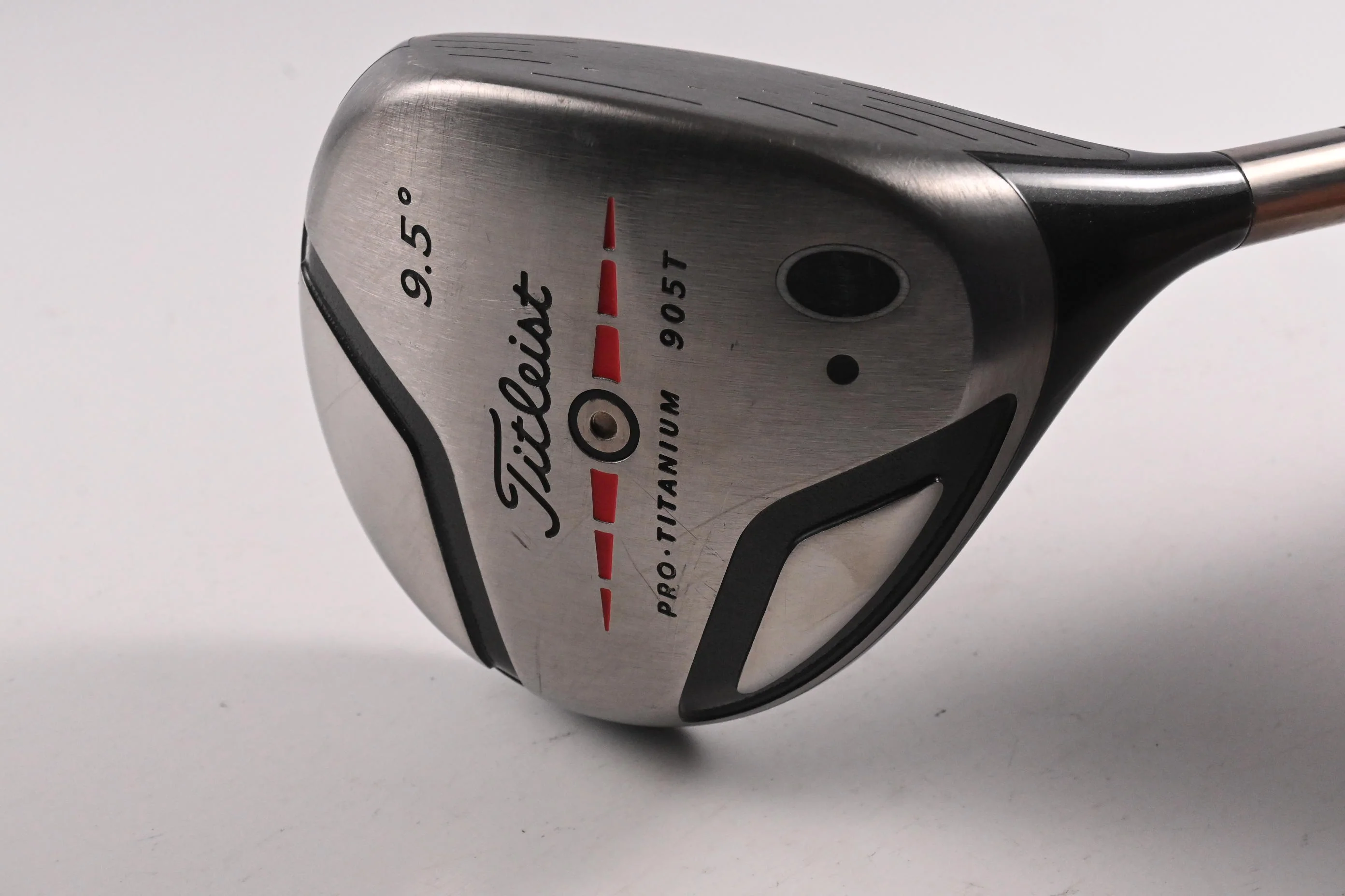 Titleist 905 T Driver / 9.5 Degree / Stiff Flex Fujikura Speeder Shaft - Image 2