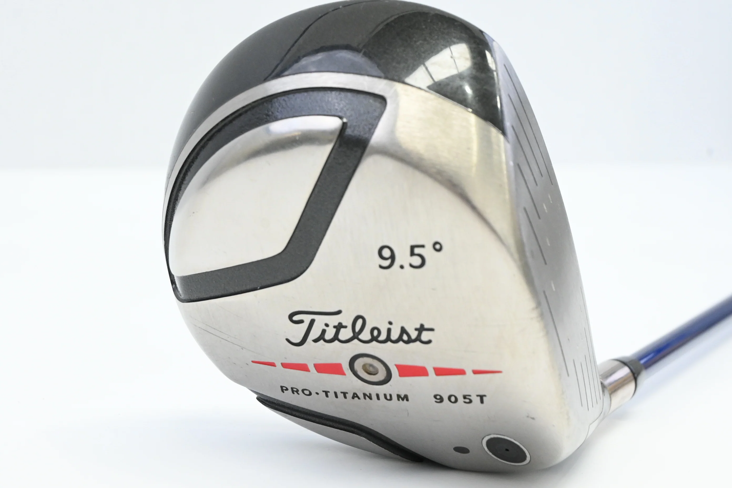 Titleist 905 T Driver / 9.5 Degree / Stiff Flex Graphite Design YS-6+ Shaft